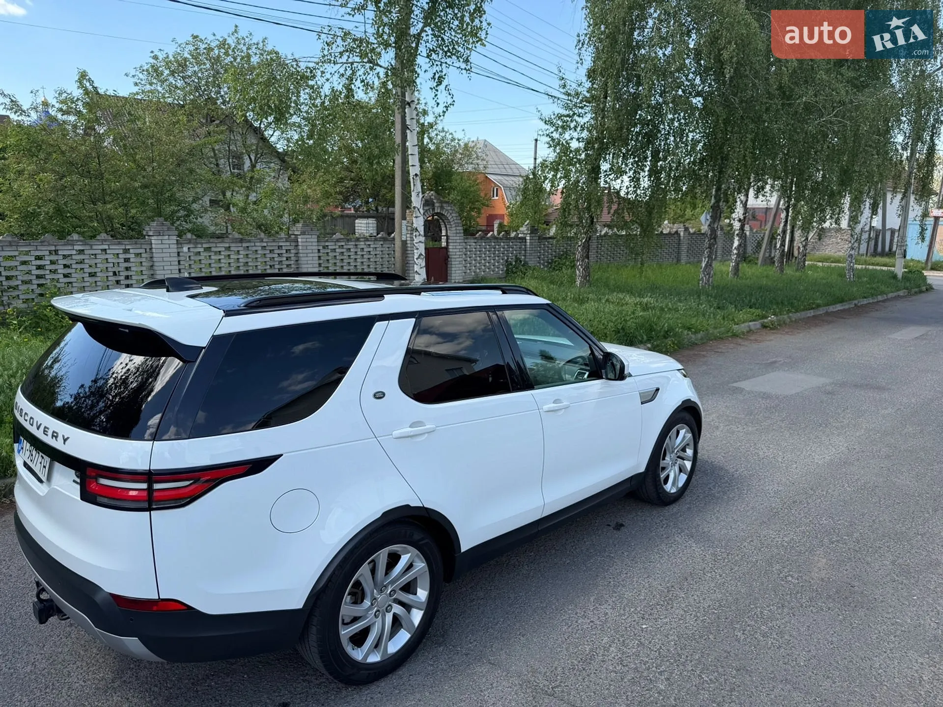 2017 Land Rover Discovery - мініатюра 4