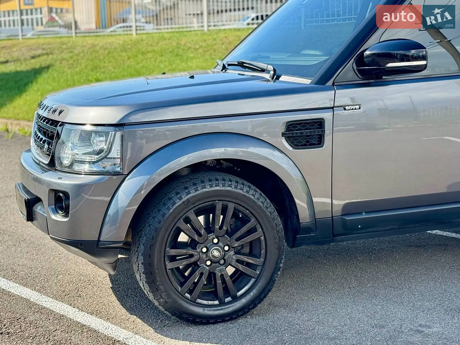 2016 Land Rover Discovery - мініатюра 12