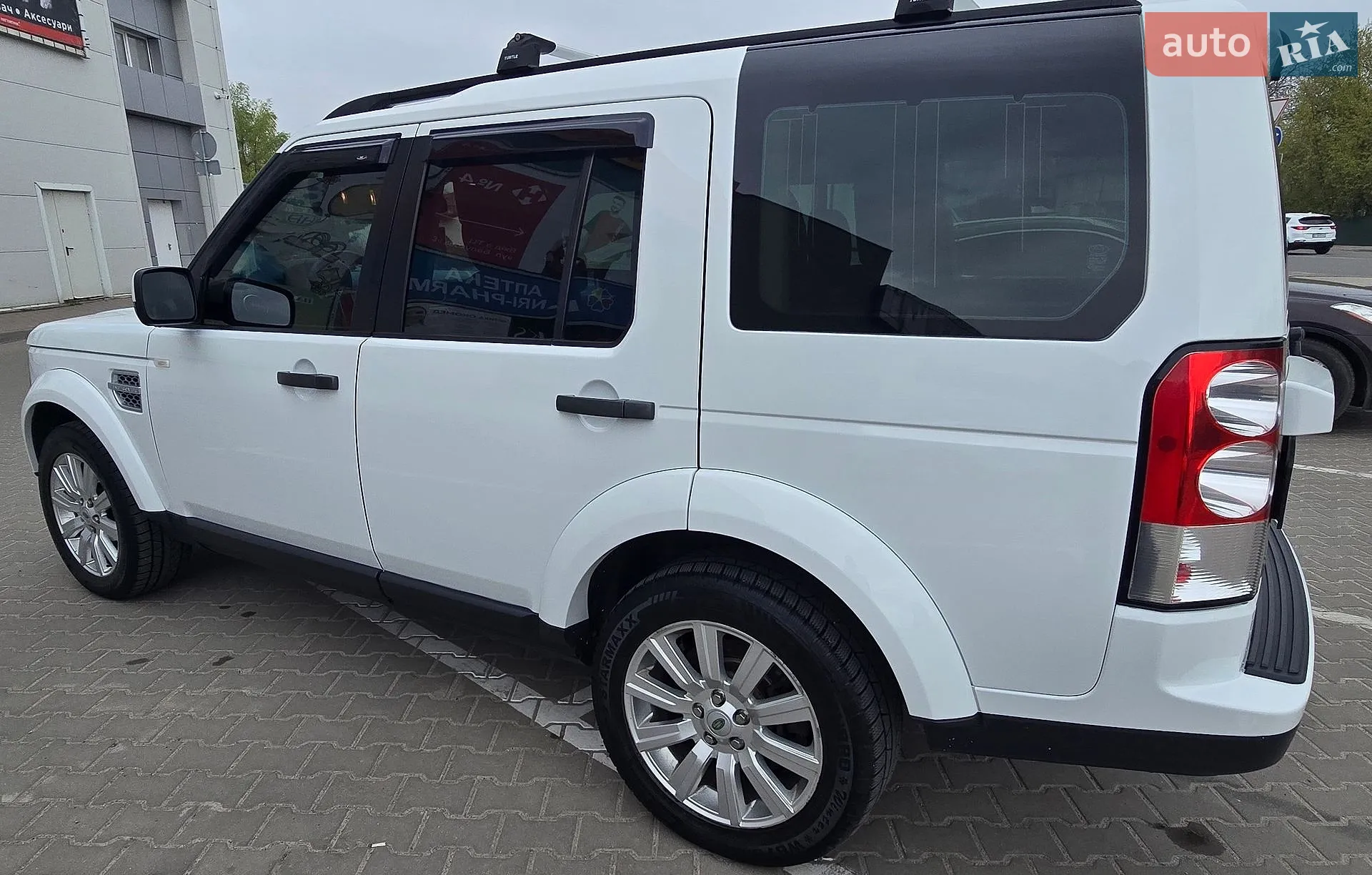 2011 Land Rover Discovery - мініатюра 30