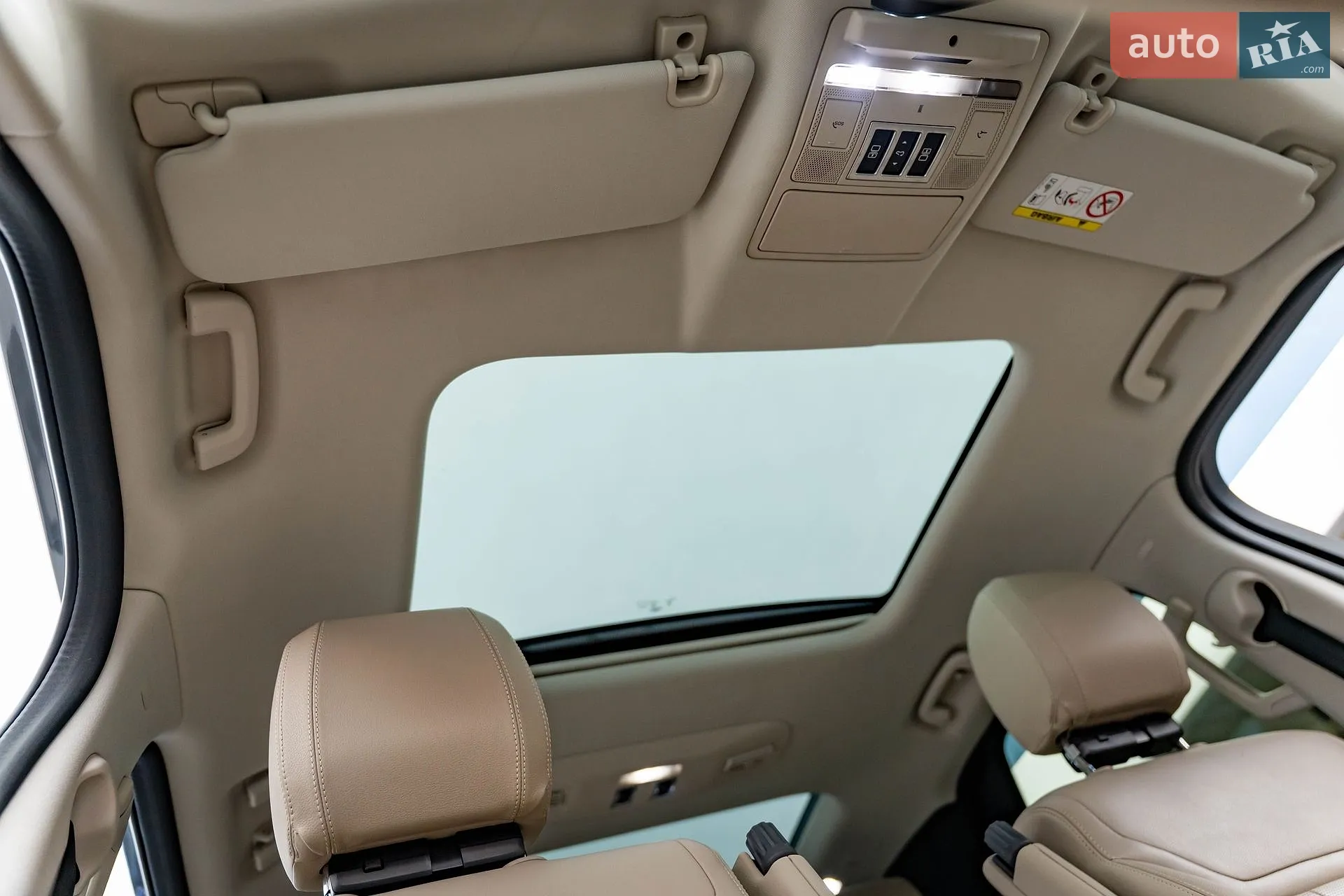 2019 Land Rover Discovery - мініатюра 33