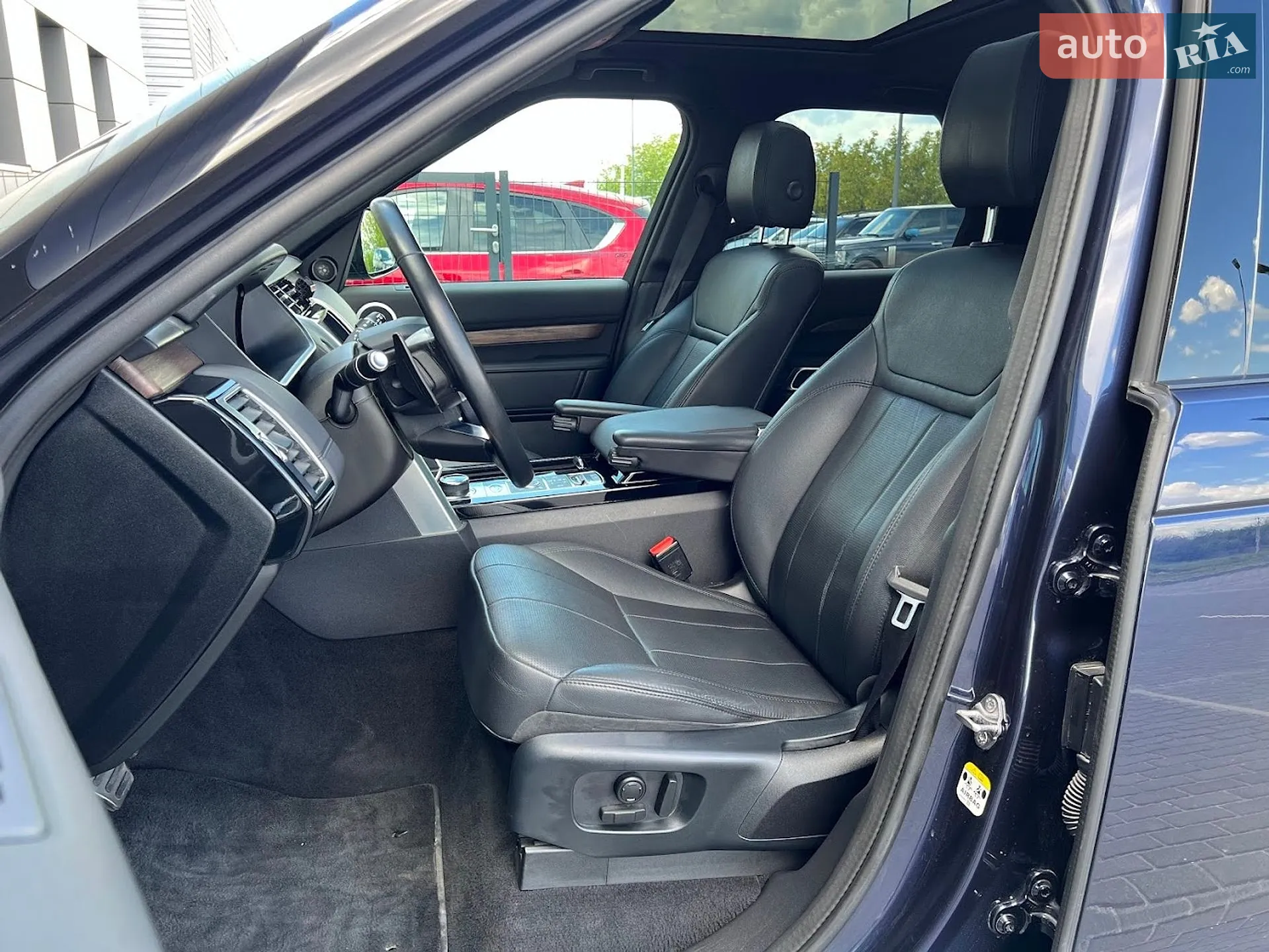 2019 Land Rover Discovery - мініатюра 10