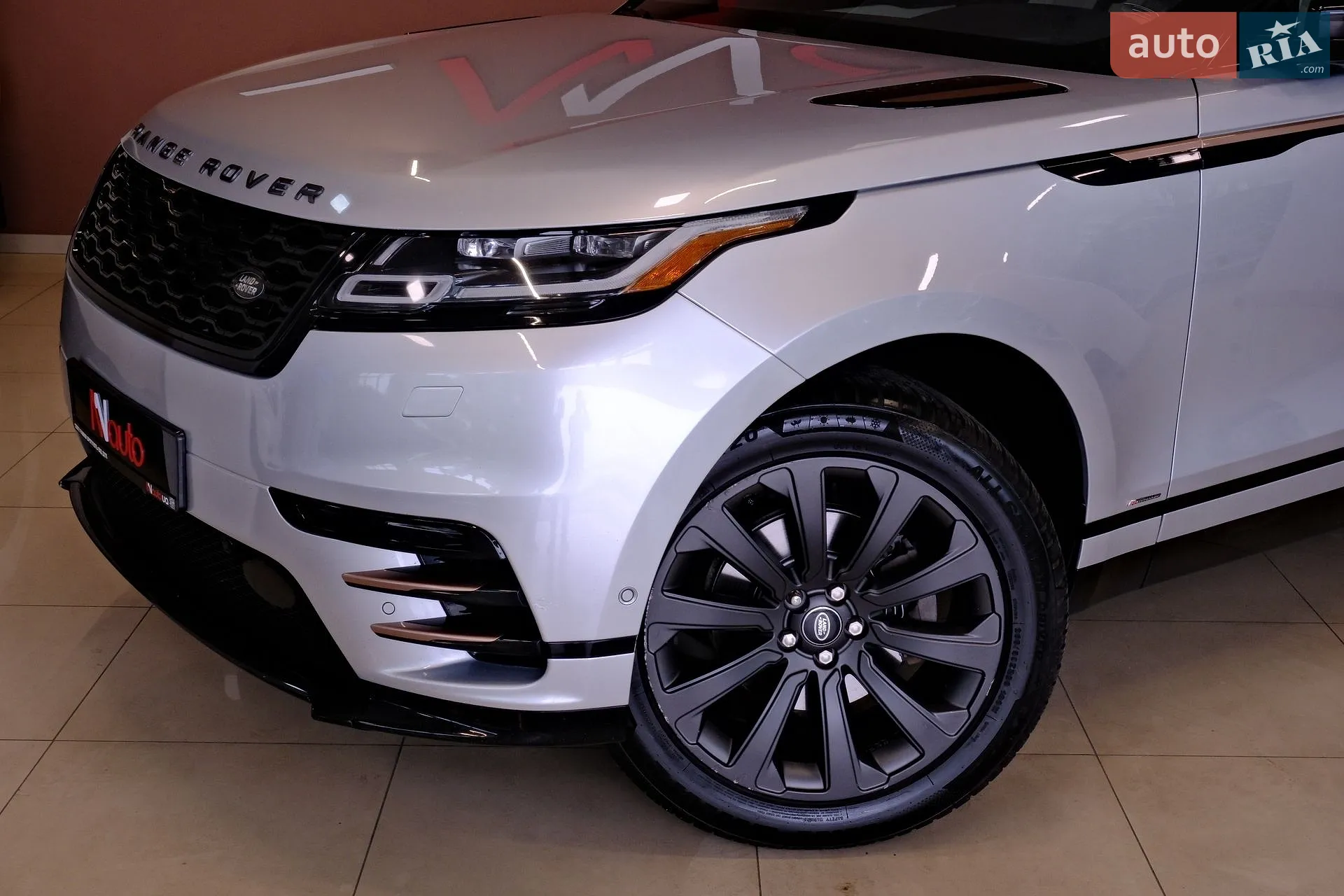 2018 Land Rover Discovery - мініатюра 10