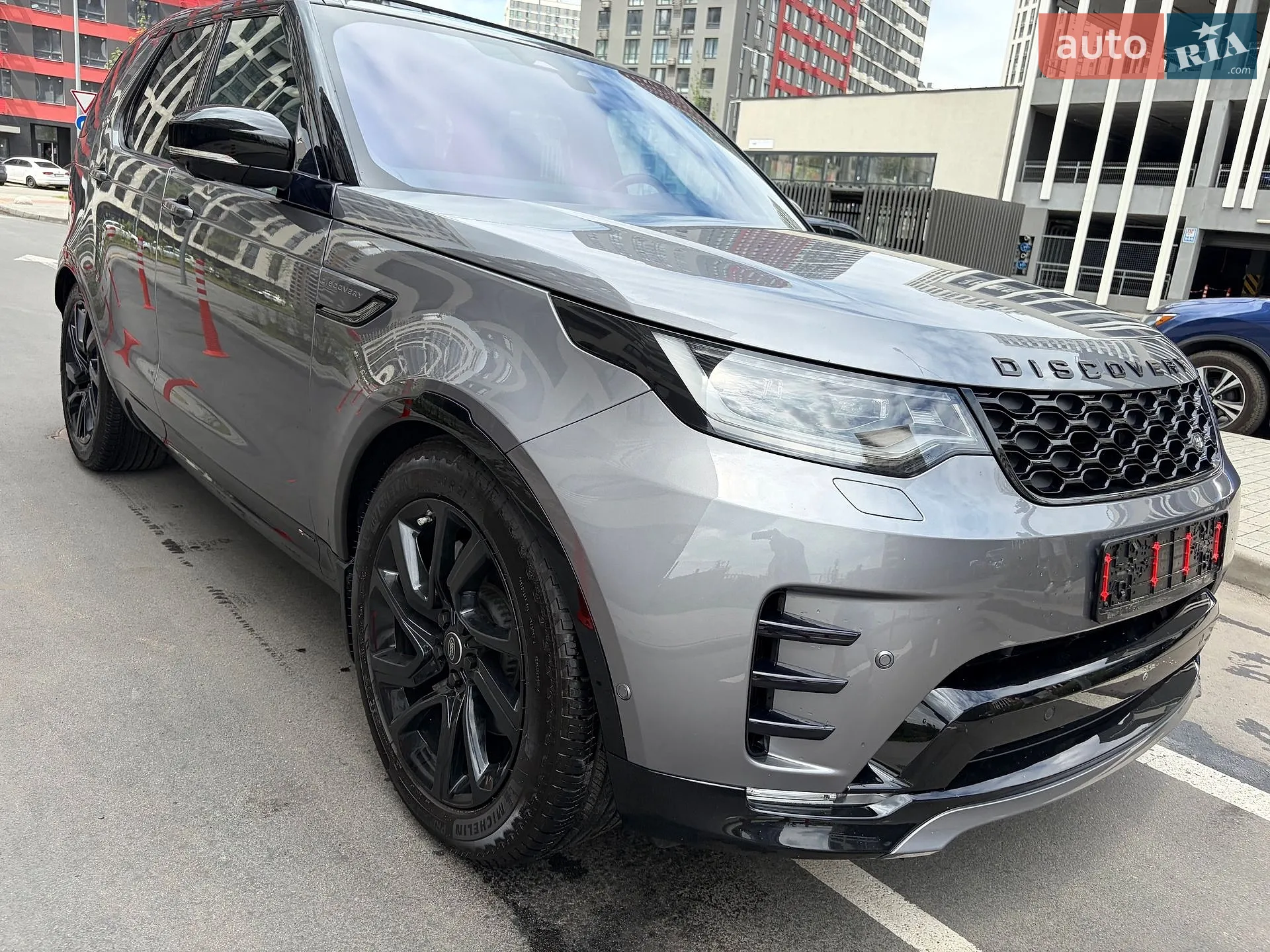 2021 Land Rover Discovery - мініатюра 15