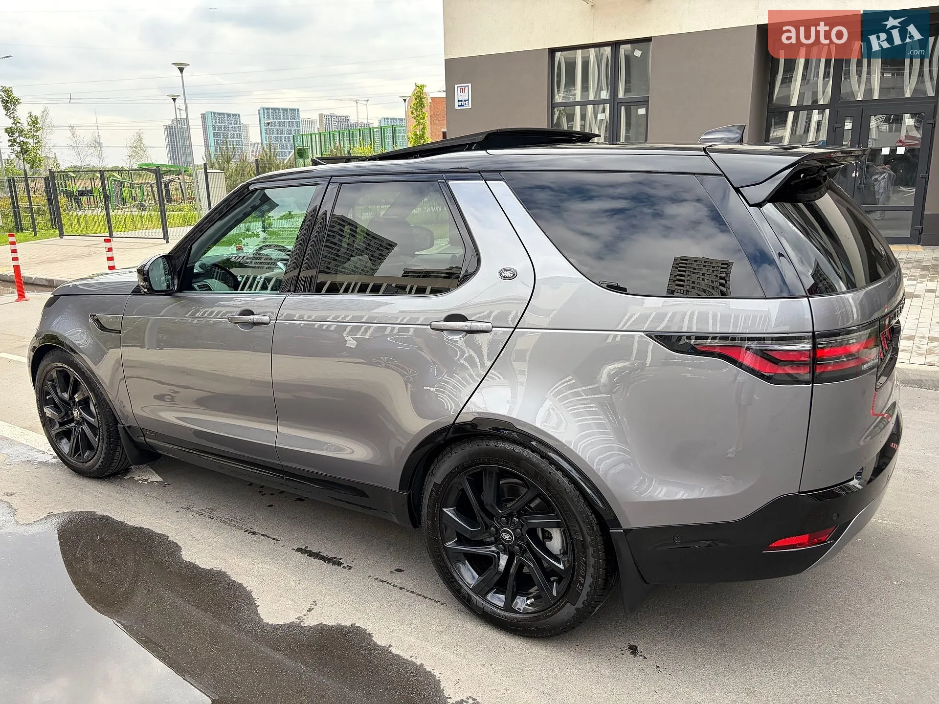 2021 Land Rover Discovery - мініатюра 31