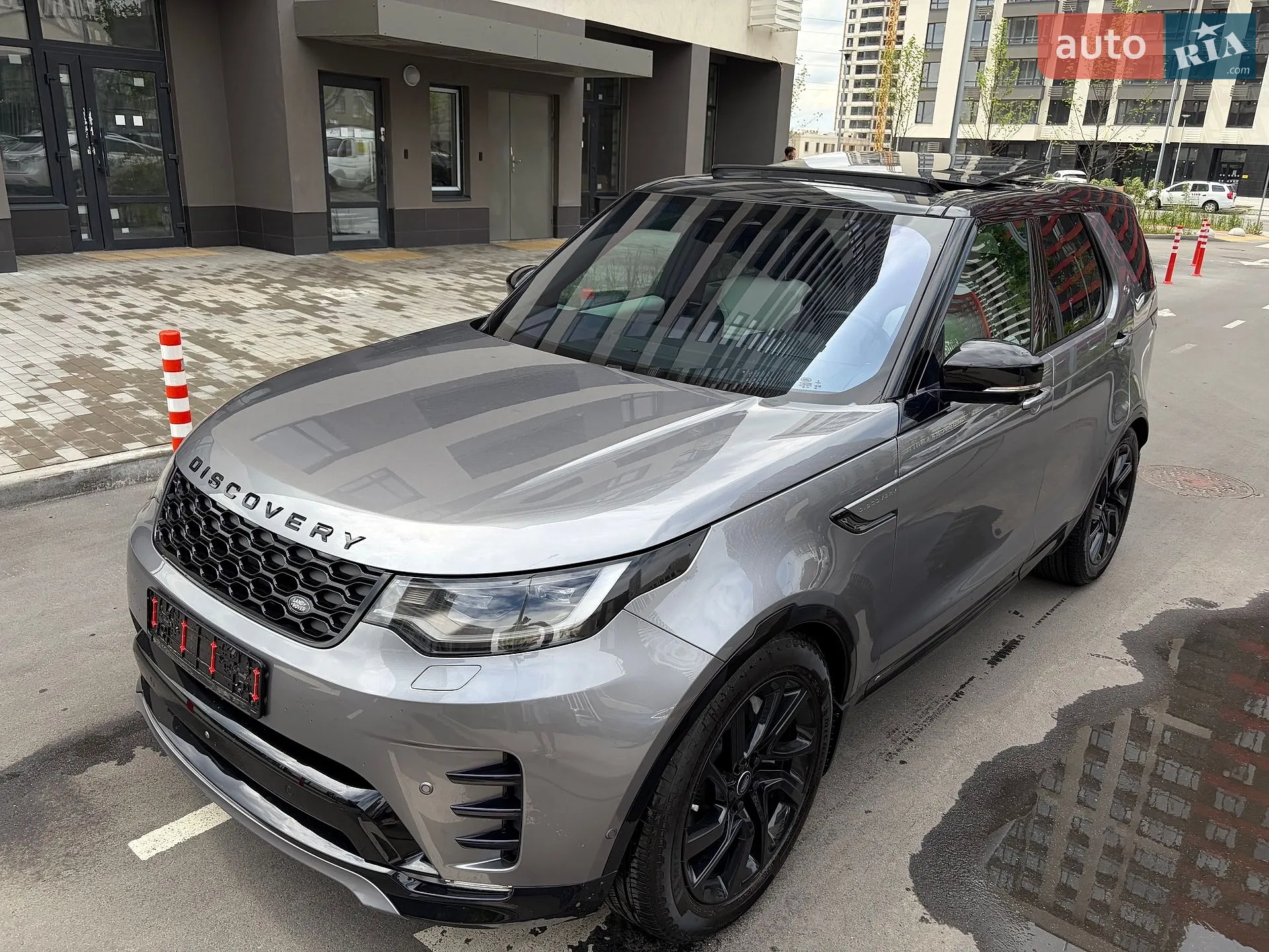 2021 Land Rover Discovery - мініатюра 47