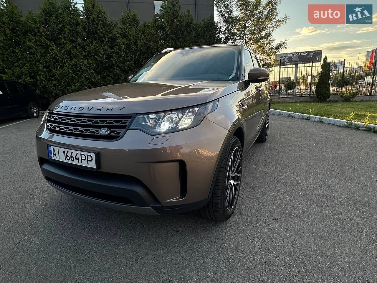 2017 Land Rover Discovery - мініатюра 61