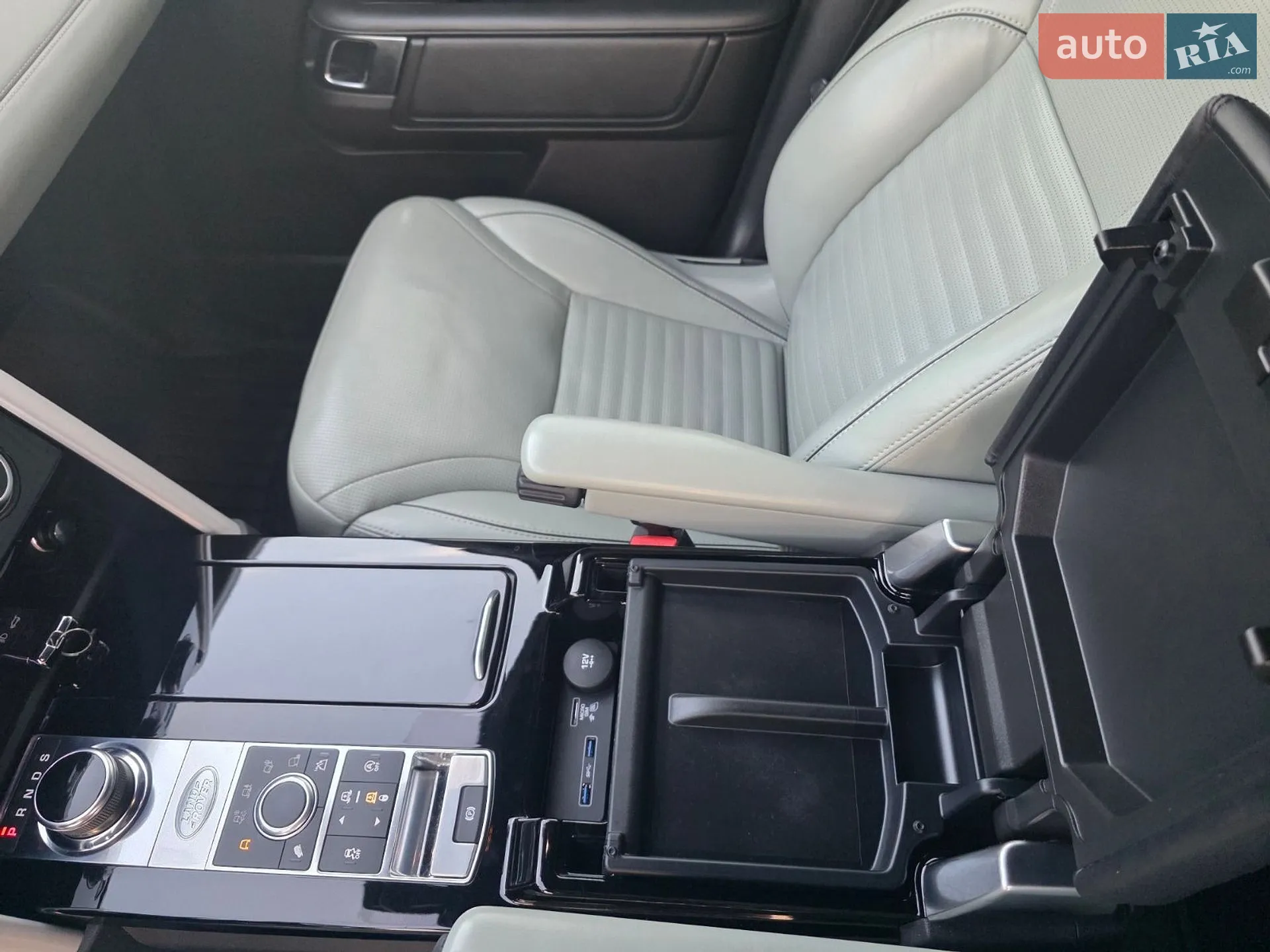 2018 Land Rover Discovery - мініатюра 107