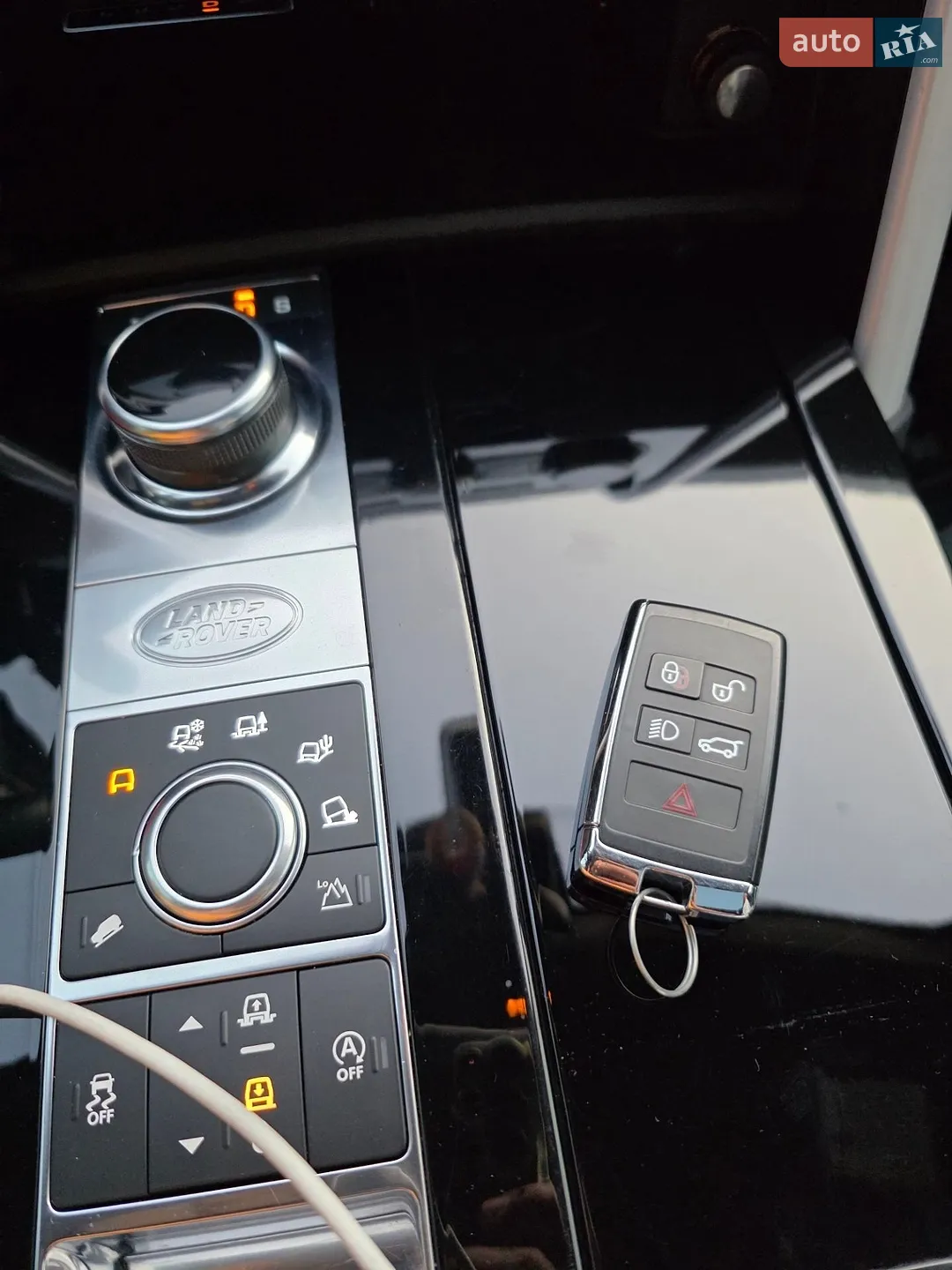 2018 Land Rover Discovery - мініатюра 56