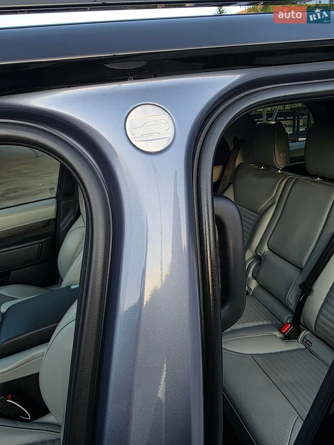 2018 Land Rover Discovery - мініатюра 55