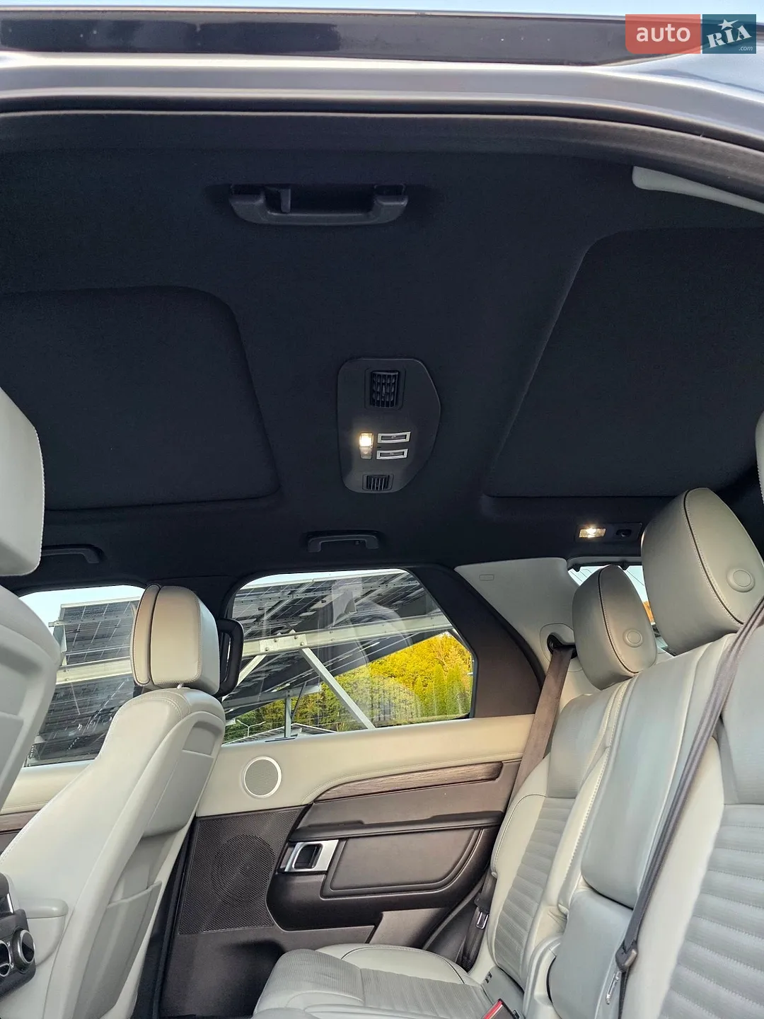 2018 Land Rover Discovery - мініатюра 70