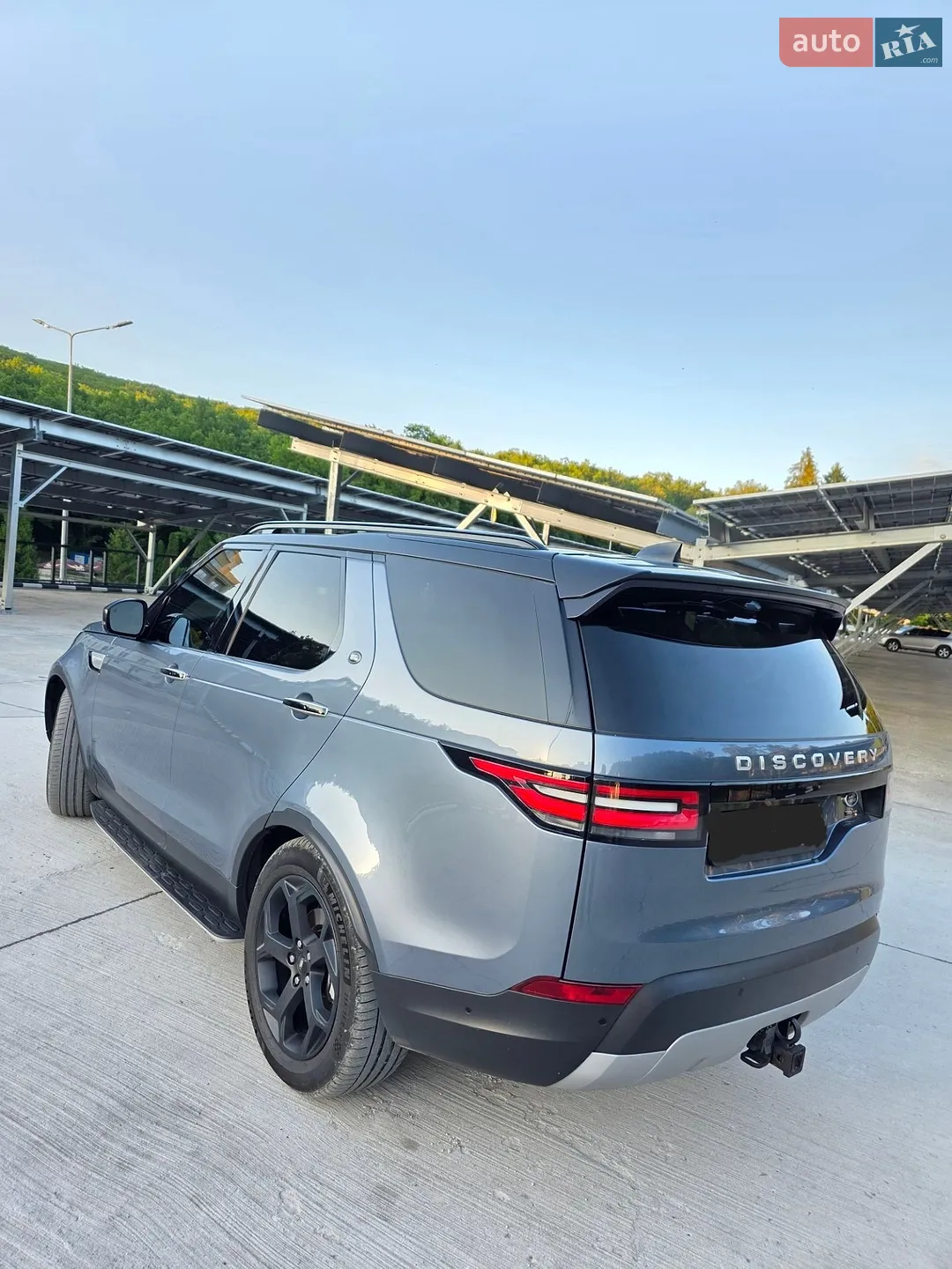 2018 Land Rover Discovery - мініатюра 31