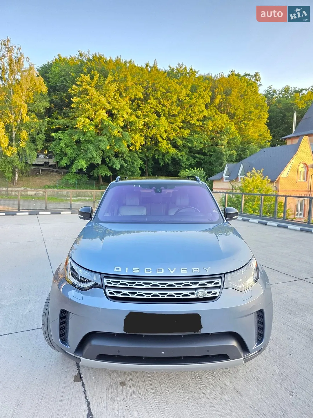 2018 Land Rover Discovery - мініатюра 28