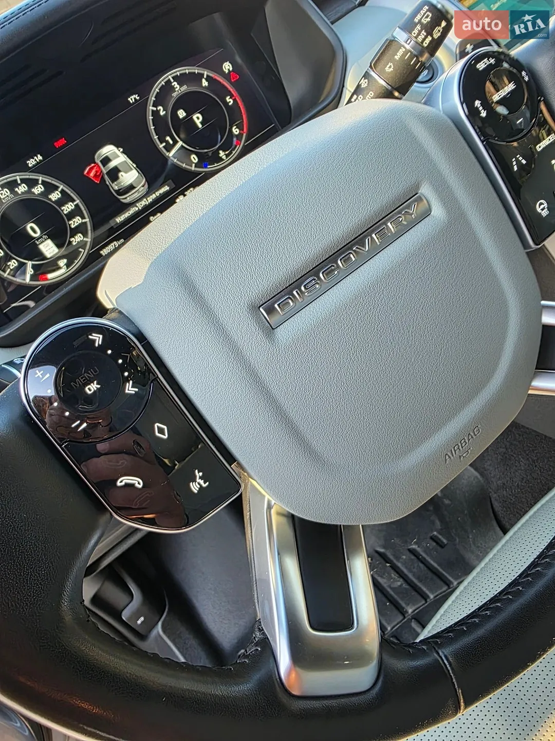 2018 Land Rover Discovery - мініатюра 88