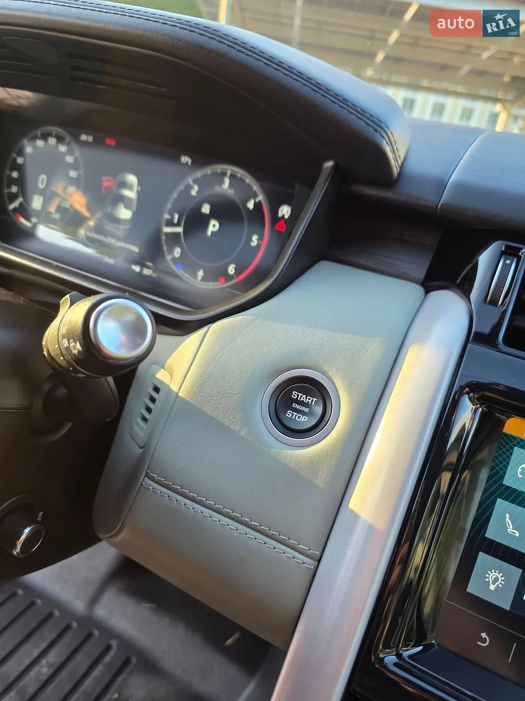 2018 Land Rover Discovery - мініатюра 92