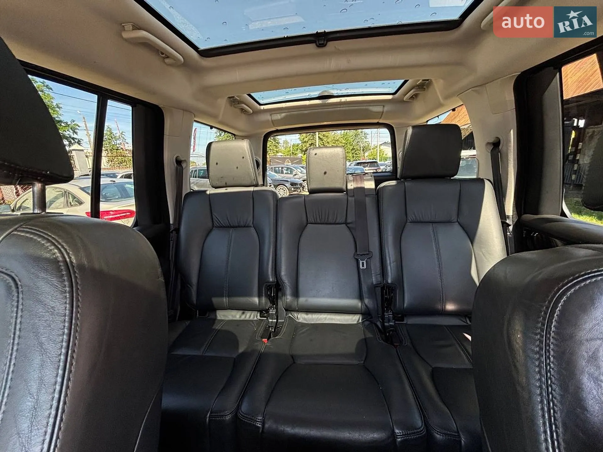 2016 Land Rover Discovery - мініатюра 48