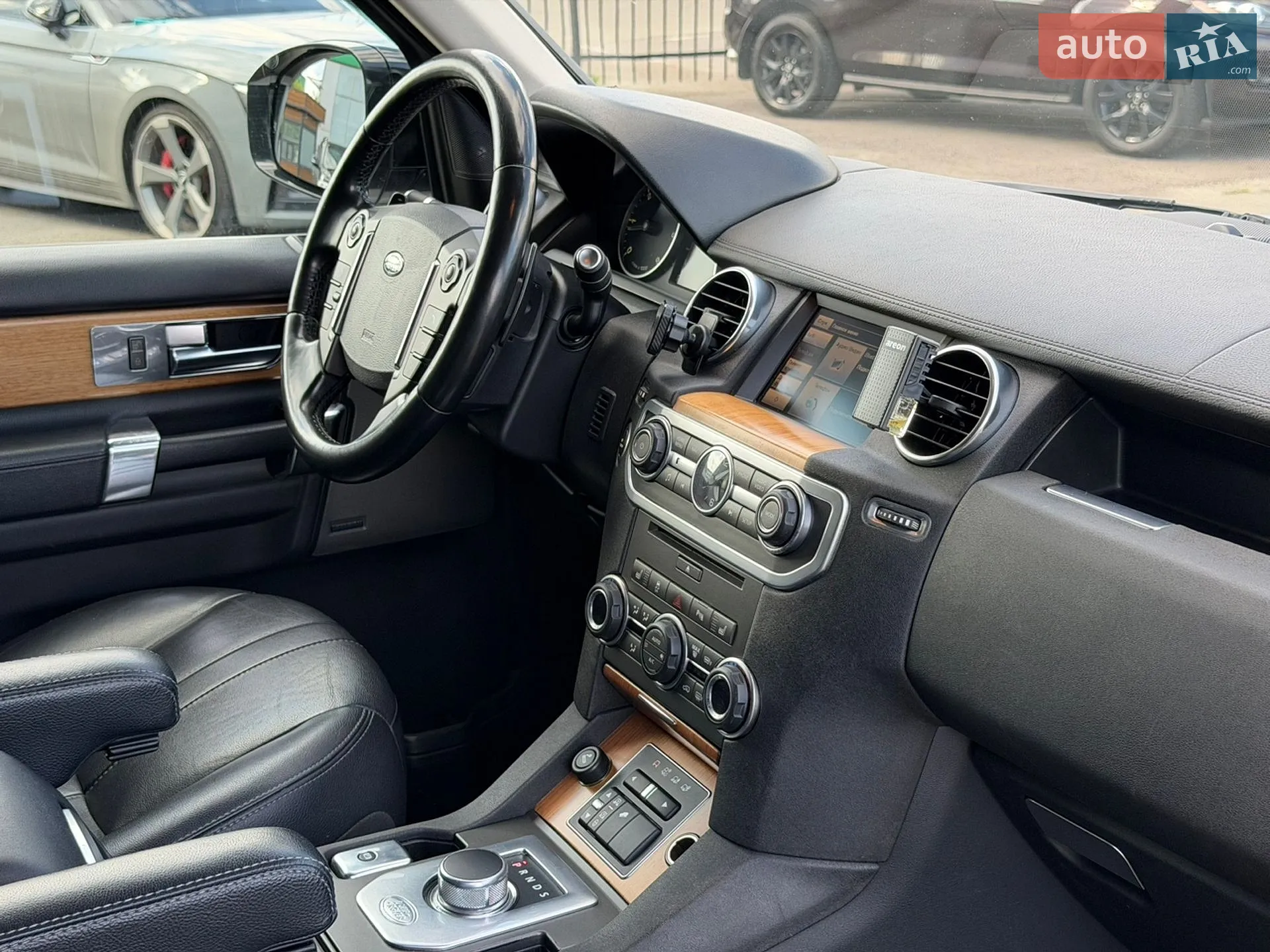 2014 Land Rover Discovery - мініатюра 20