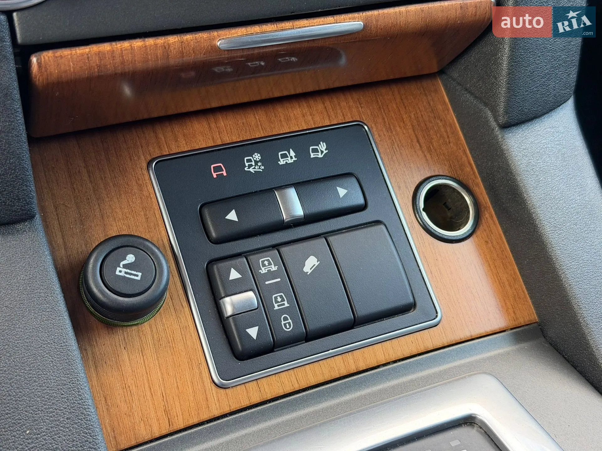 2014 Land Rover Discovery - мініатюра 40