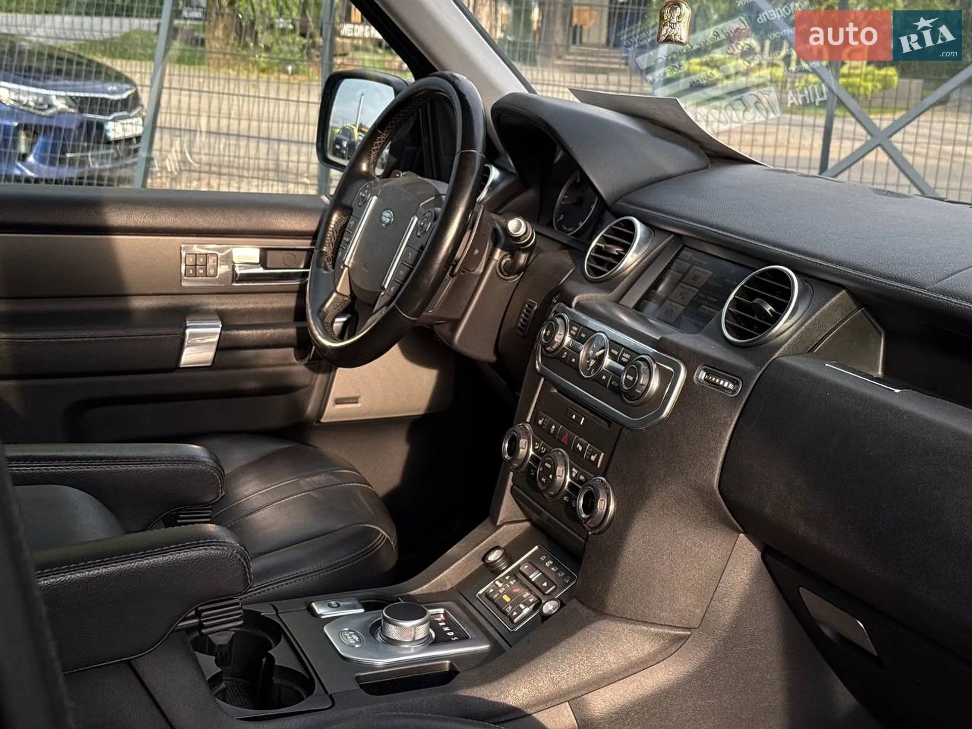 2013 Land Rover Discovery - мініатюра 25