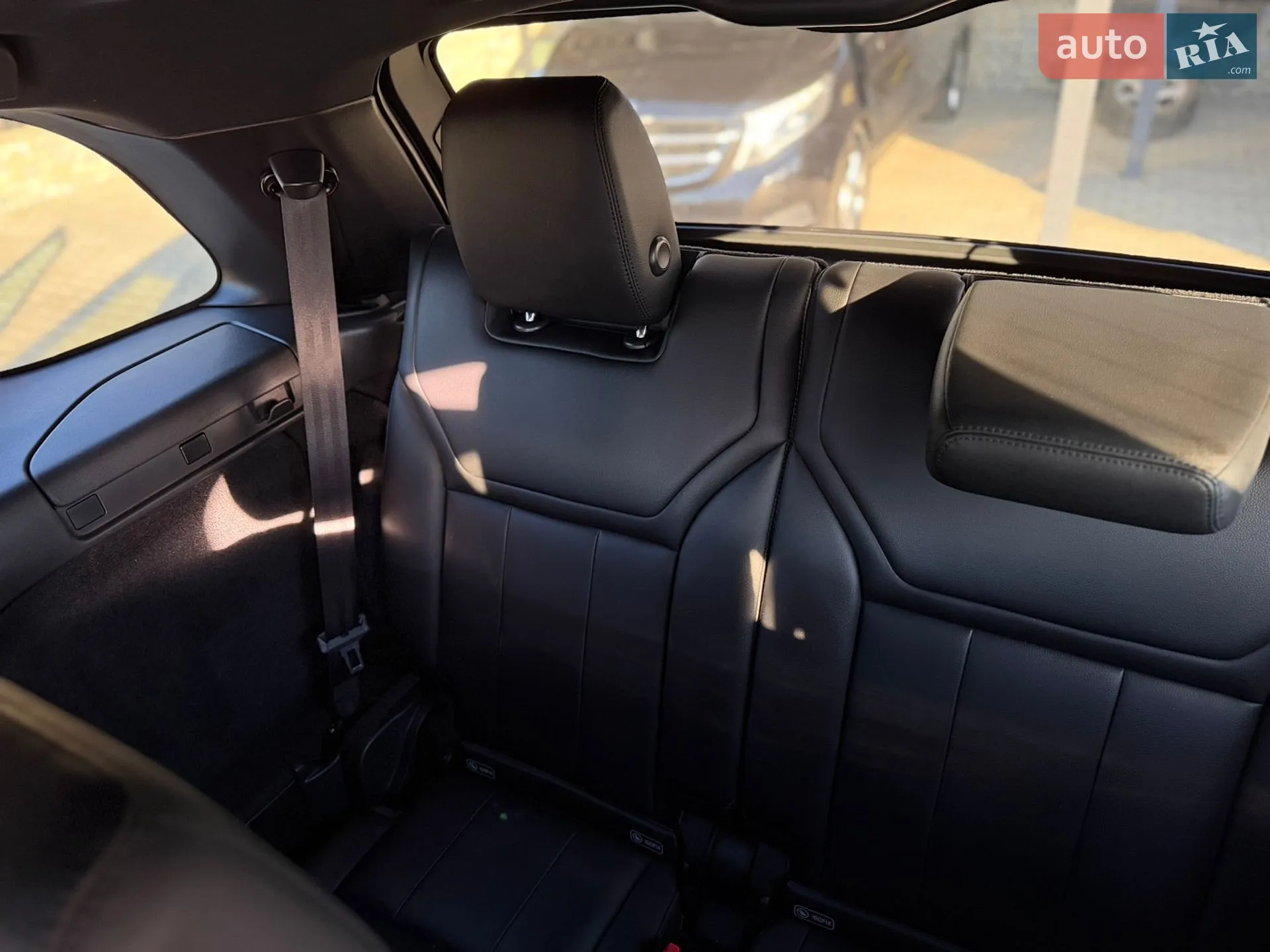 2017 Land Rover Discovery - мініатюра 54