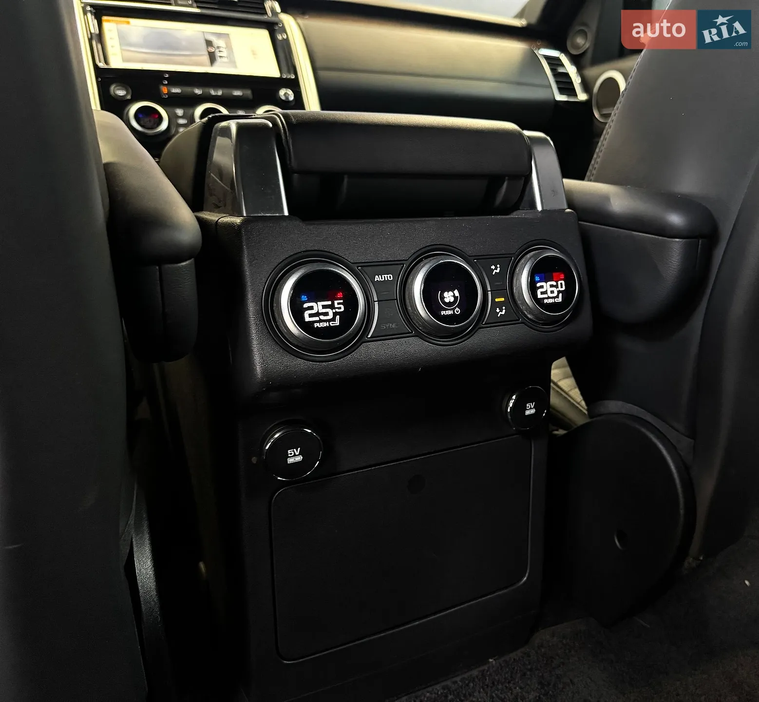 2019 Land Rover Discovery - мініатюра 22