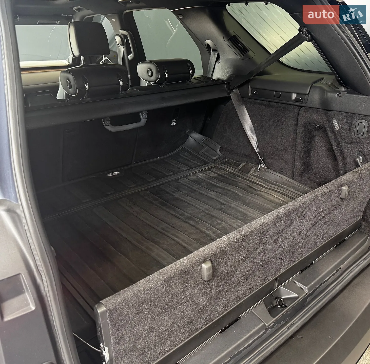 2019 Land Rover Discovery - мініатюра 44