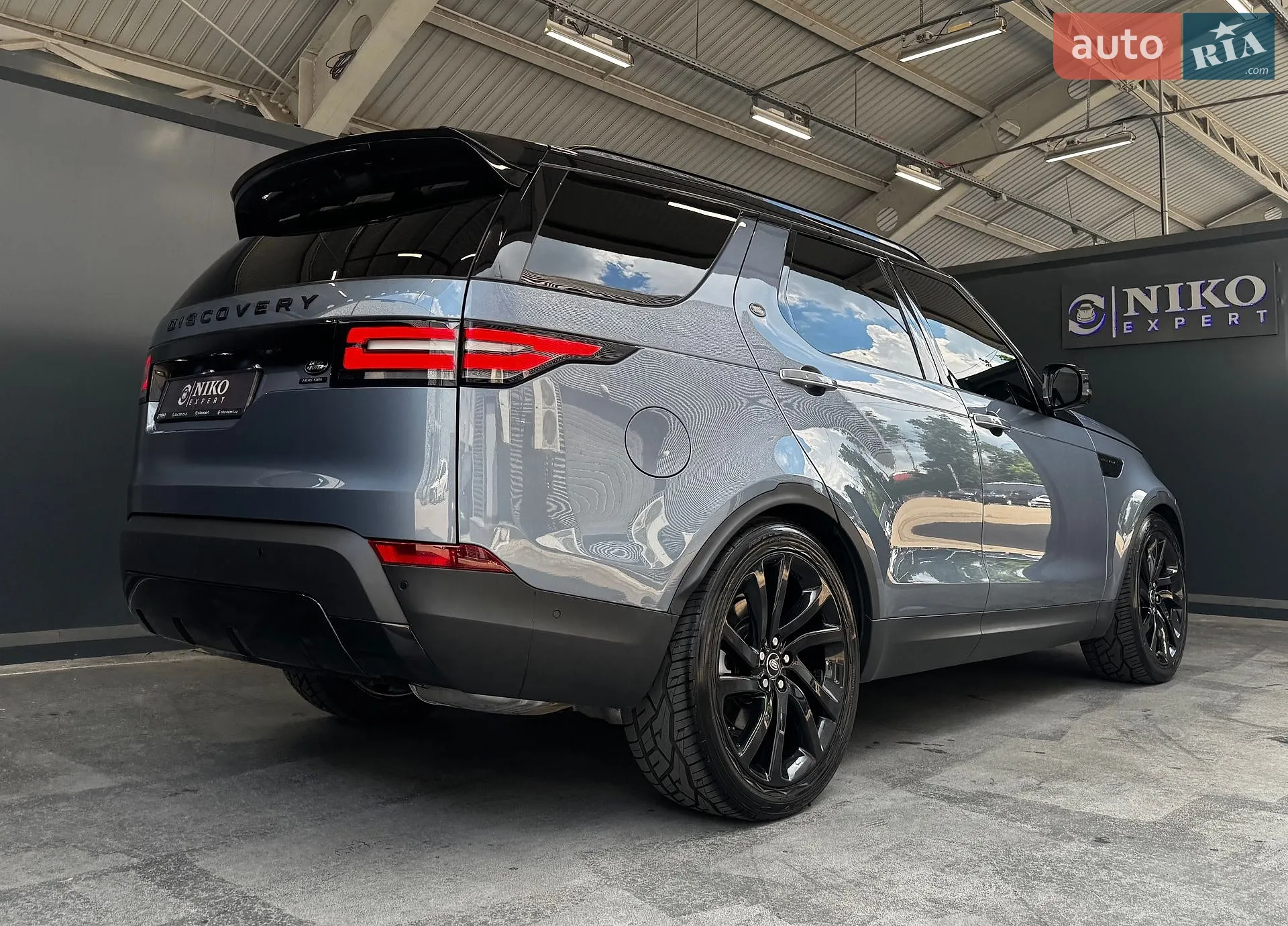 2019 Land Rover Discovery - мініатюра 15