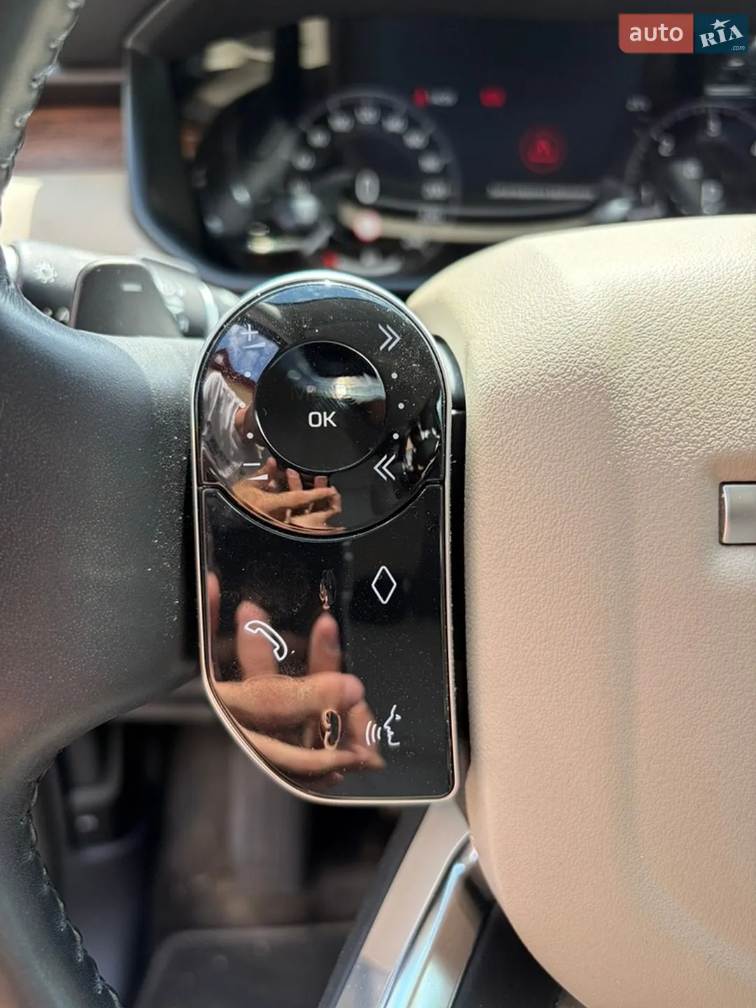 2019 Land Rover Discovery - мініатюра 29
