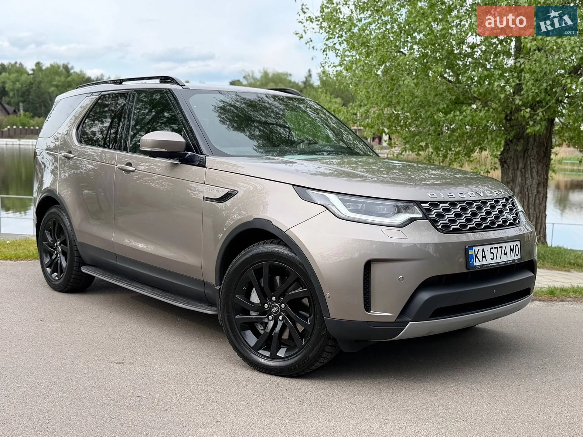 2021 Land Rover Discovery - мініатюра 10