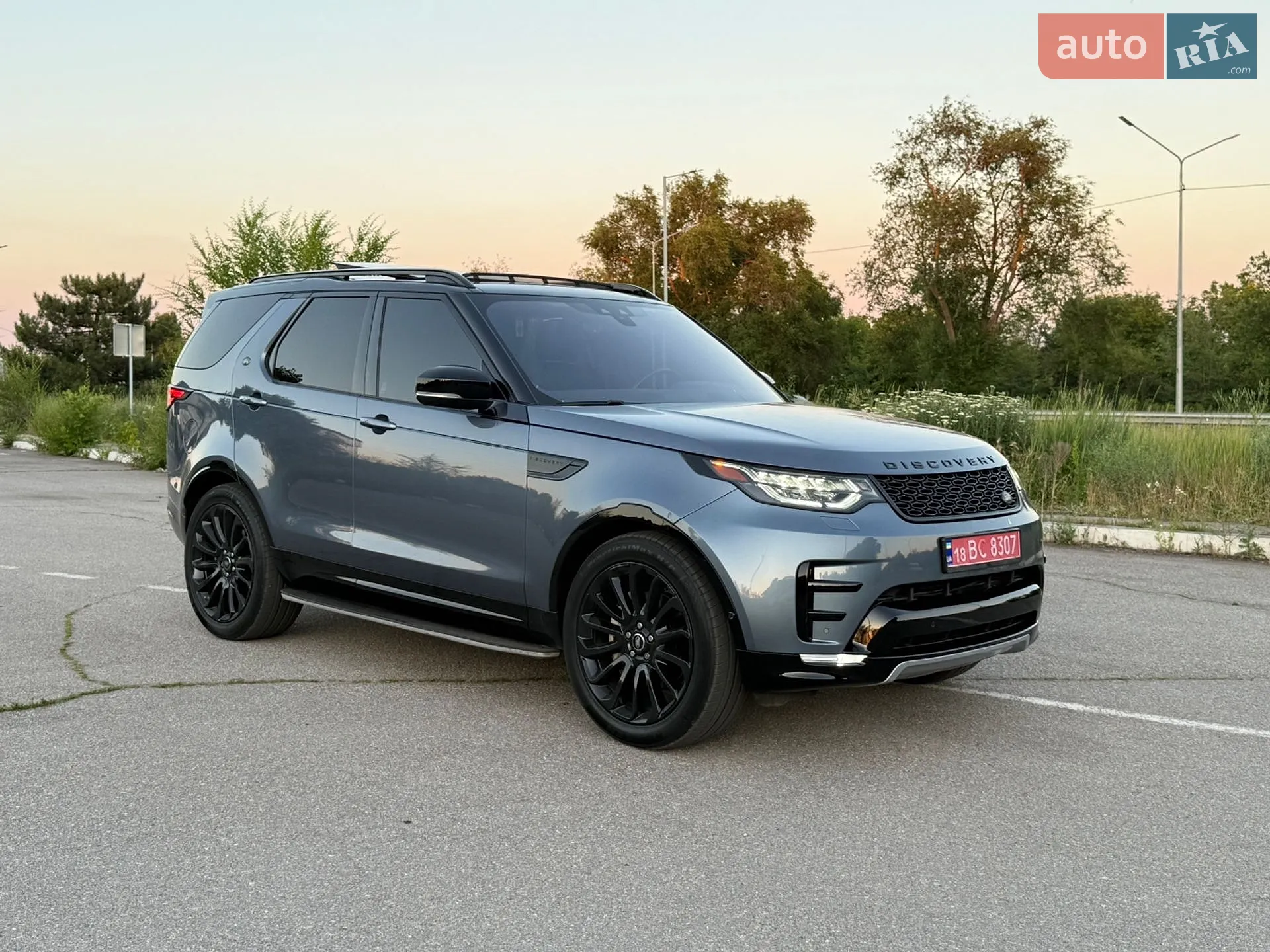 2019 Land Rover Discovery - мініатюра 3