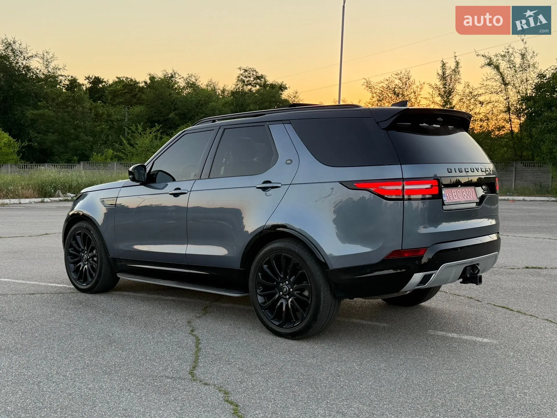 2019 Land Rover Discovery - мініатюра 9