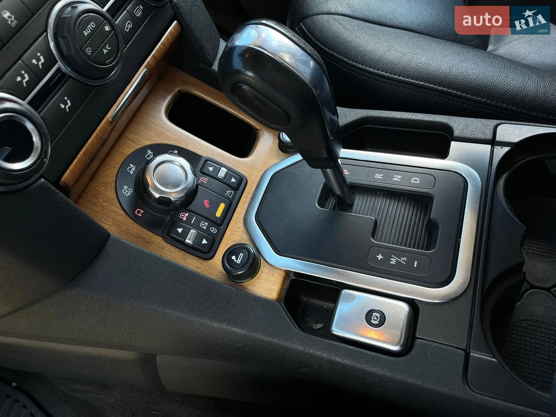 2012 Land Rover Discovery - мініатюра 22