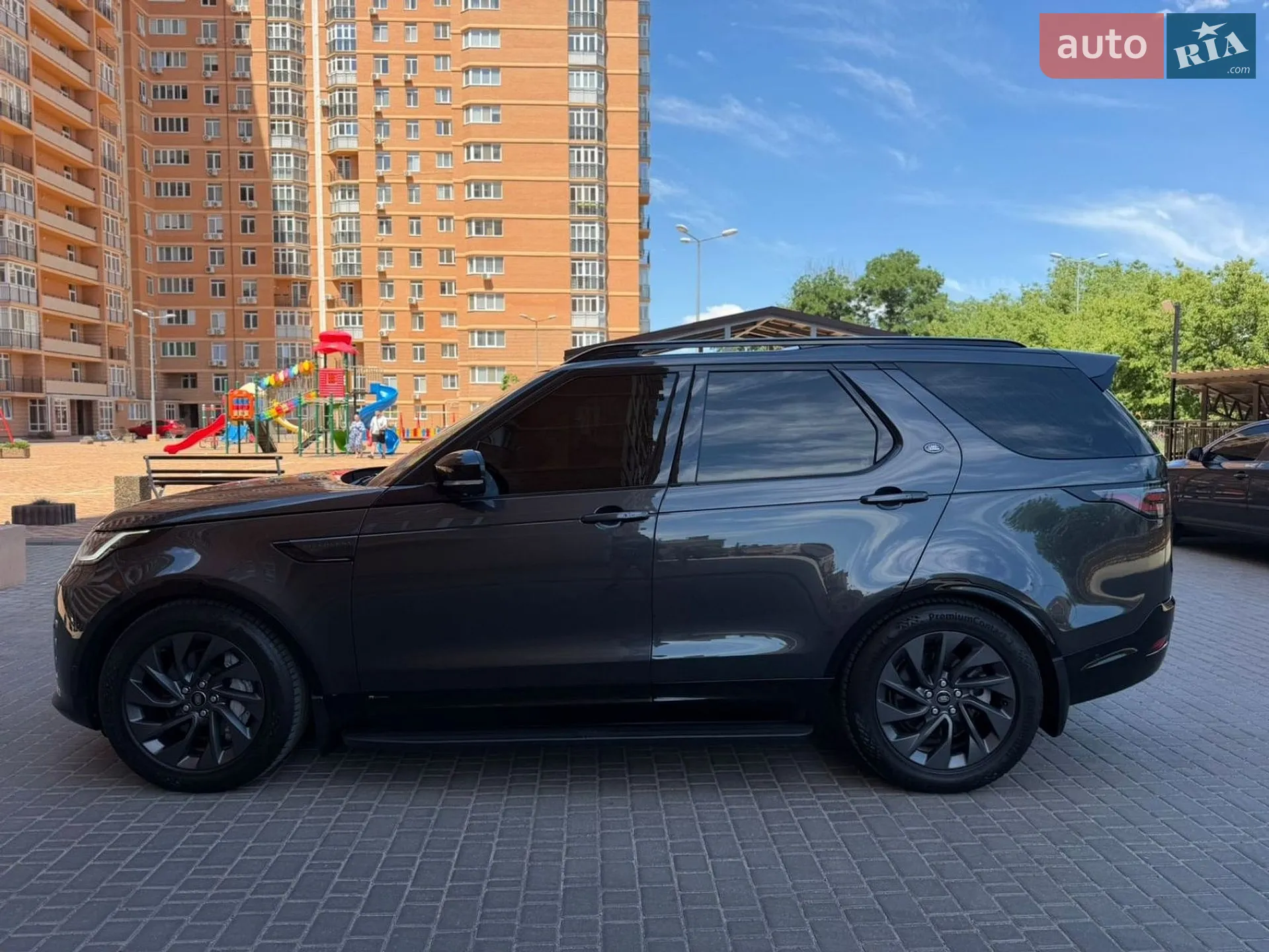 2021 Land Rover Discovery - мініатюра 5