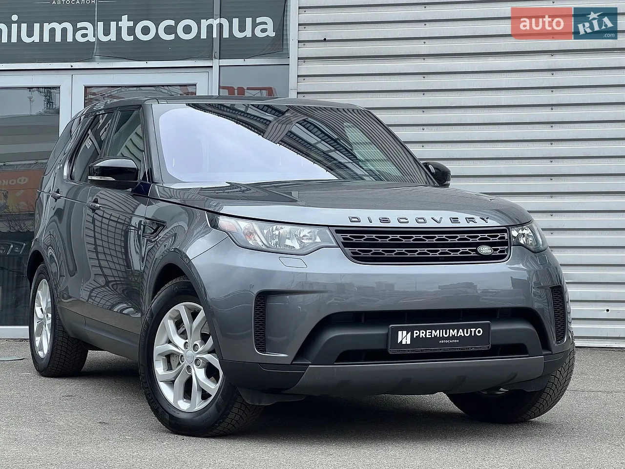 2017 Land Rover Discovery - мініатюра 30