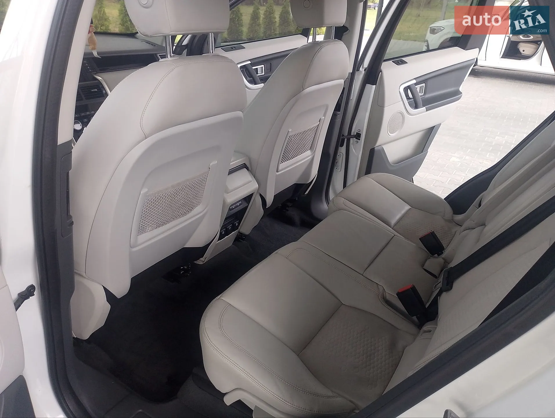 2016 Land Rover Discovery Sport - мініатюра 17