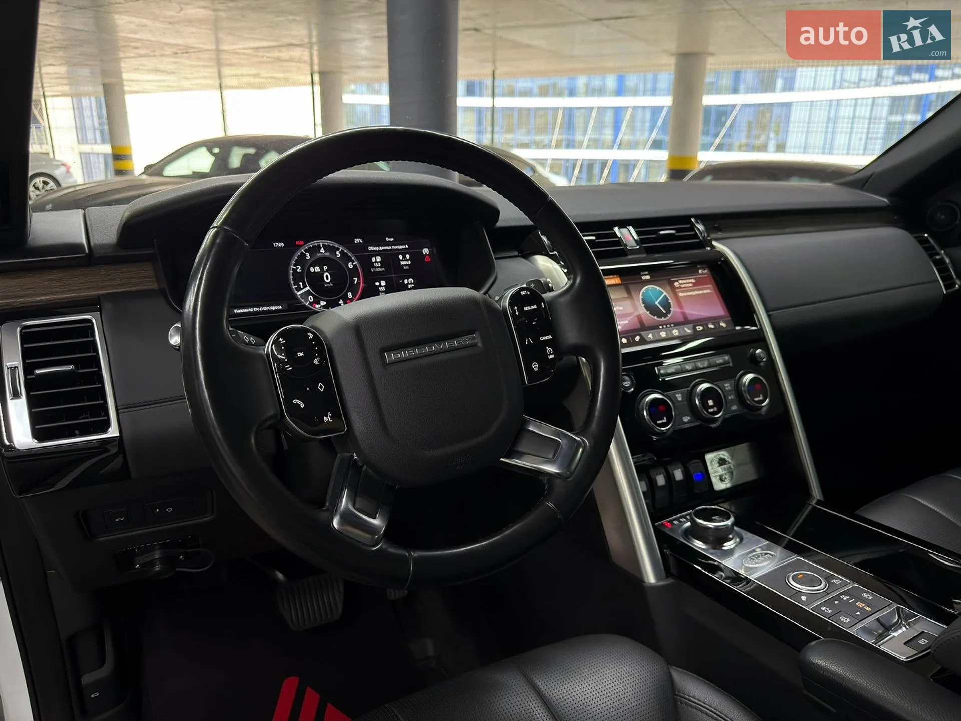 2019 Land Rover Discovery - мініатюра 26