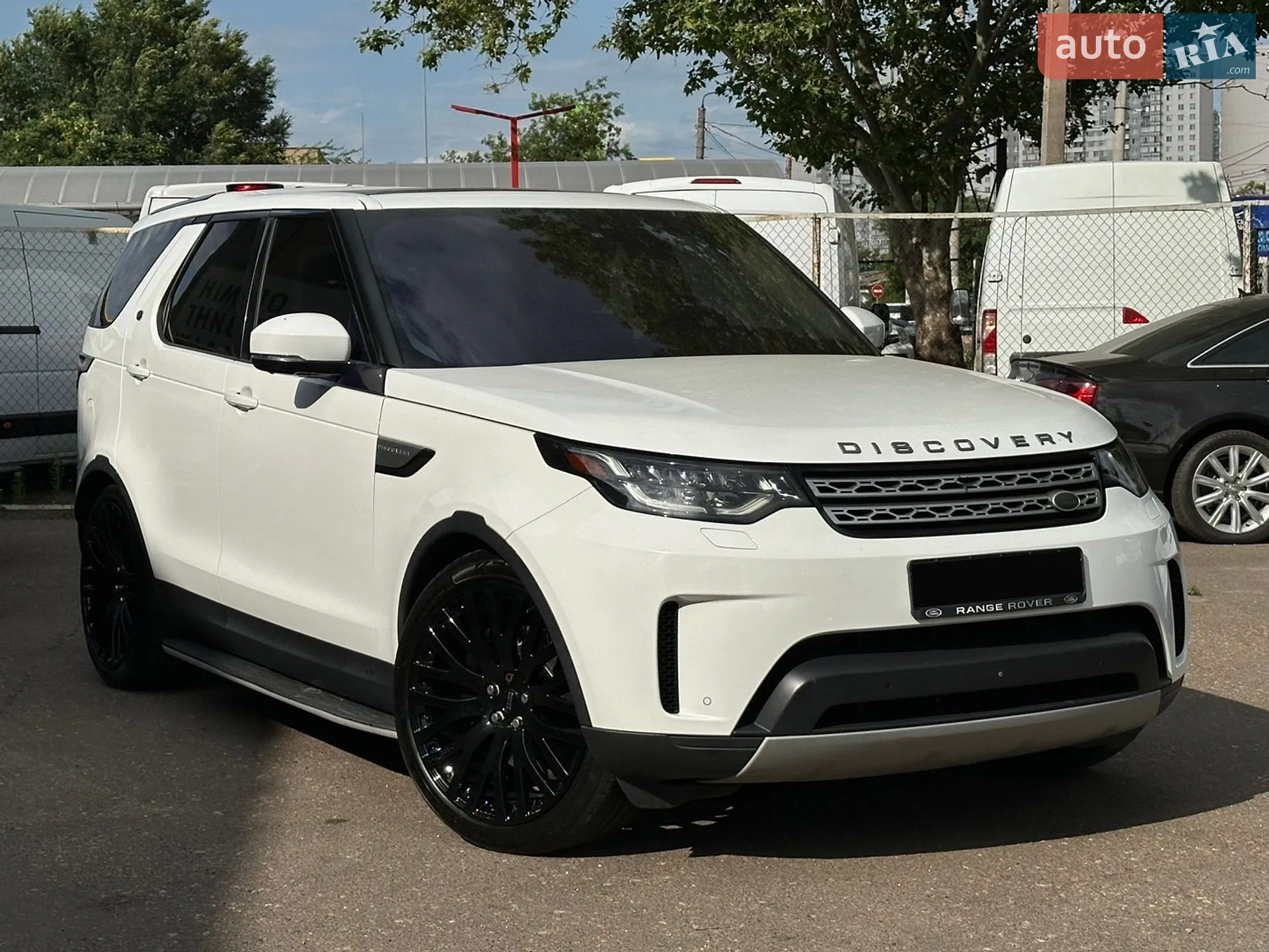 2017 Land Rover Discovery - мініатюра 3