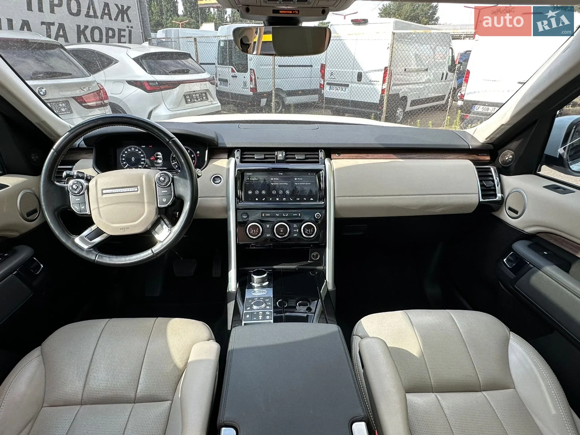 2017 Land Rover Discovery - мініатюра 34