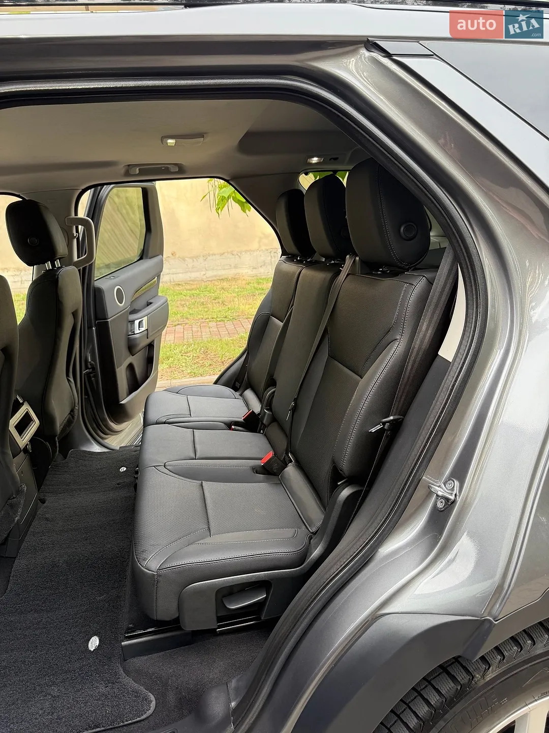 2018 Land Rover Discovery - мініатюра 50