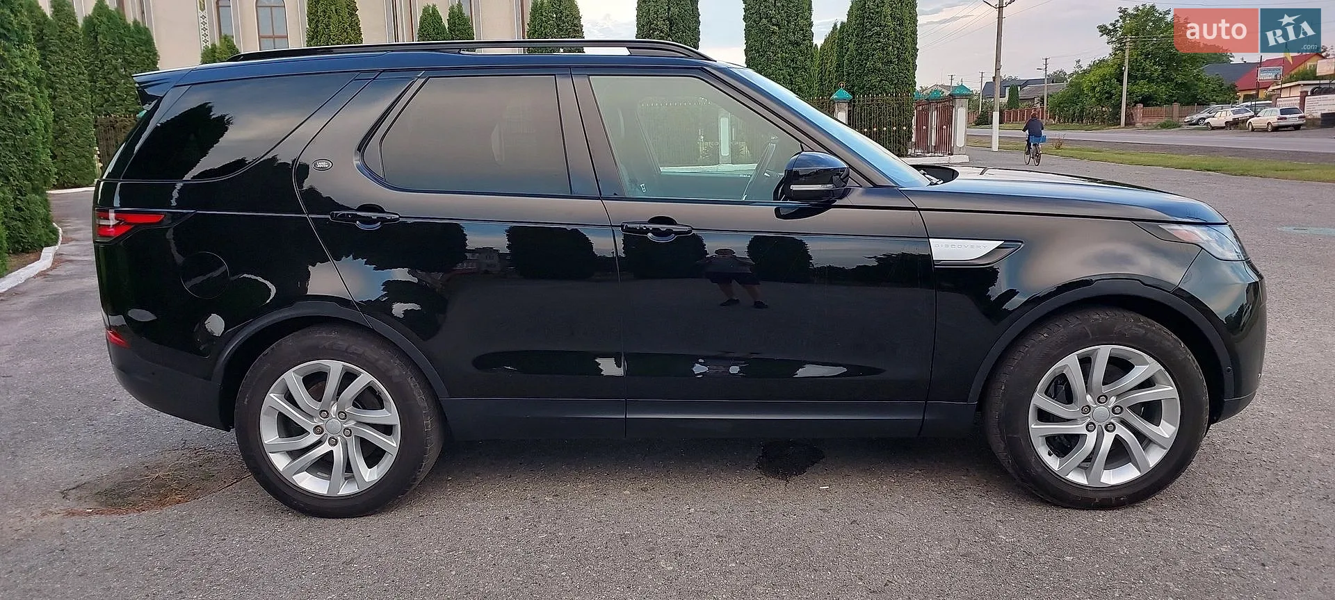2019 Land Rover Discovery - мініатюра 8