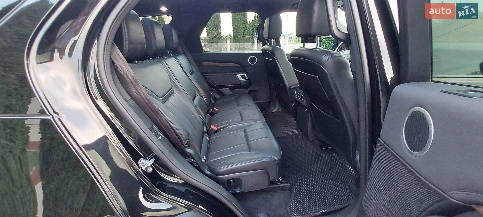 2019 Land Rover Discovery - мініатюра 45