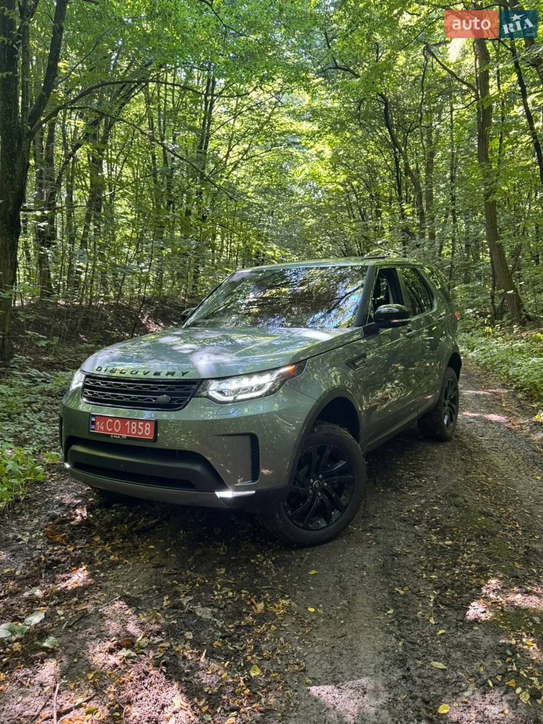 2017 Land Rover Discovery - мініатюра 22