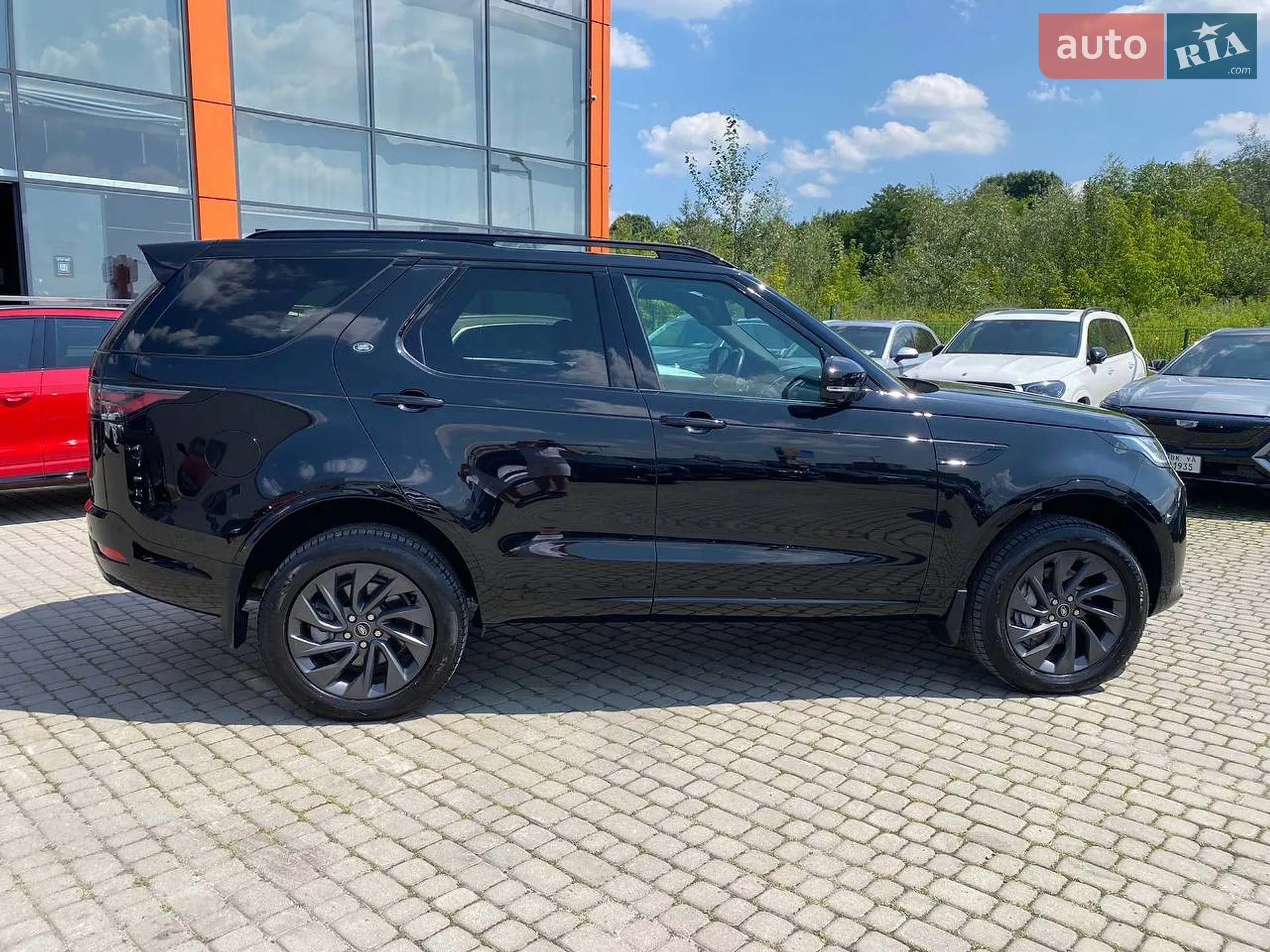 2023 Land Rover Discovery - мініатюра 8