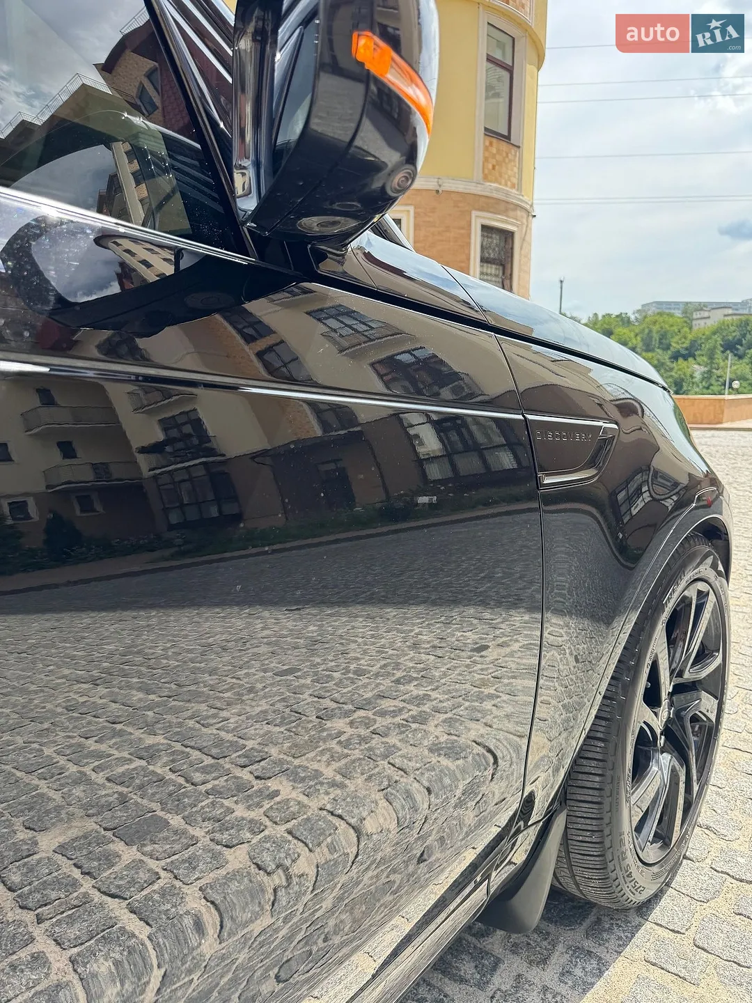 2023 Land Rover Discovery - мініатюра 8