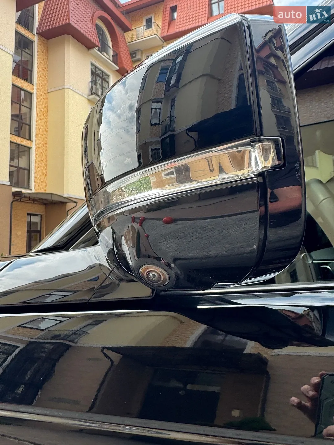 2023 Land Rover Discovery - мініатюра 17
