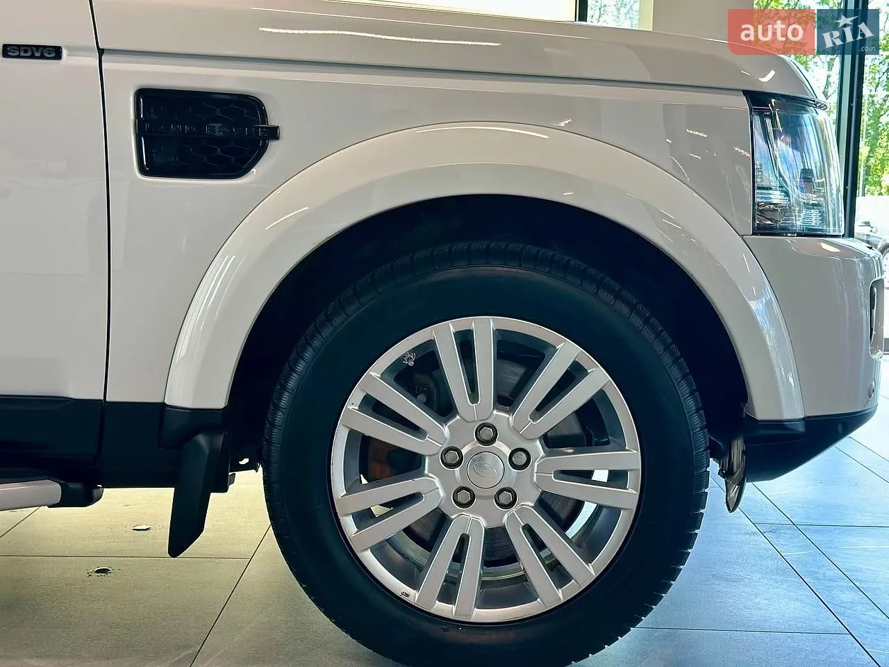 2014 Land Rover Discovery - мініатюра 5