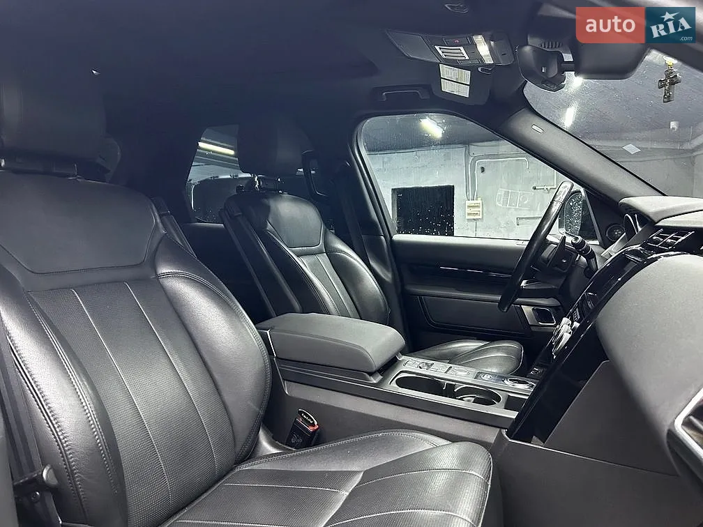2018 Land Rover Discovery - мініатюра 32