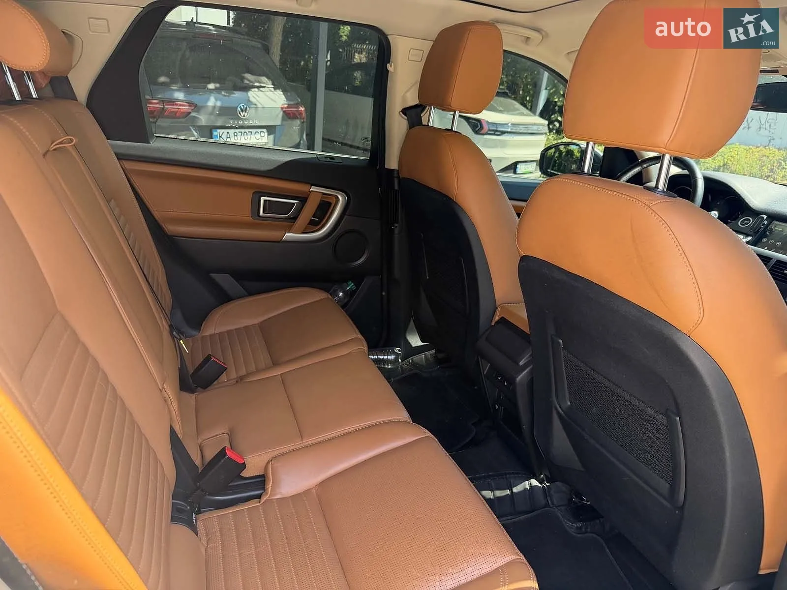 2017 Land Rover Discovery - мініатюра 25