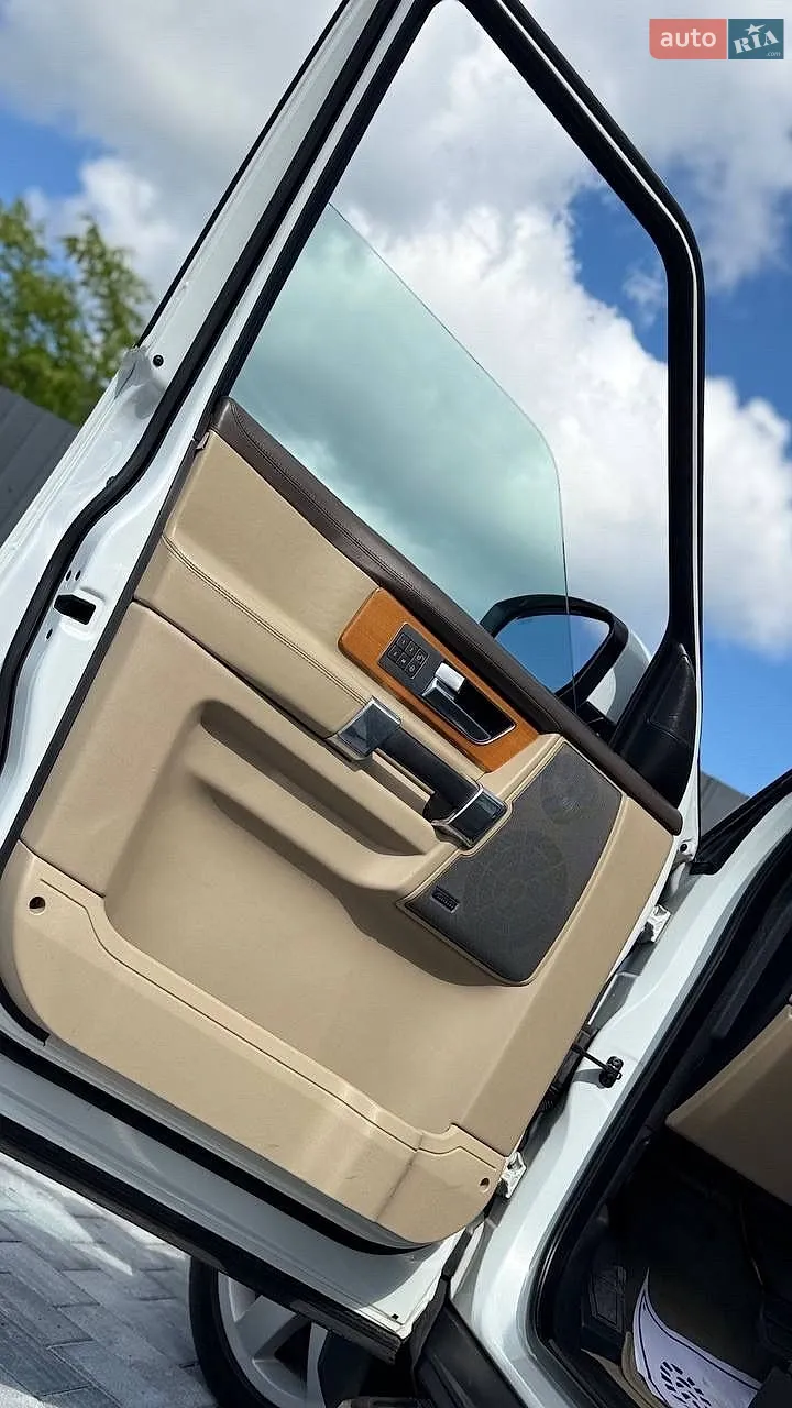2016 Land Rover Discovery - мініатюра 61