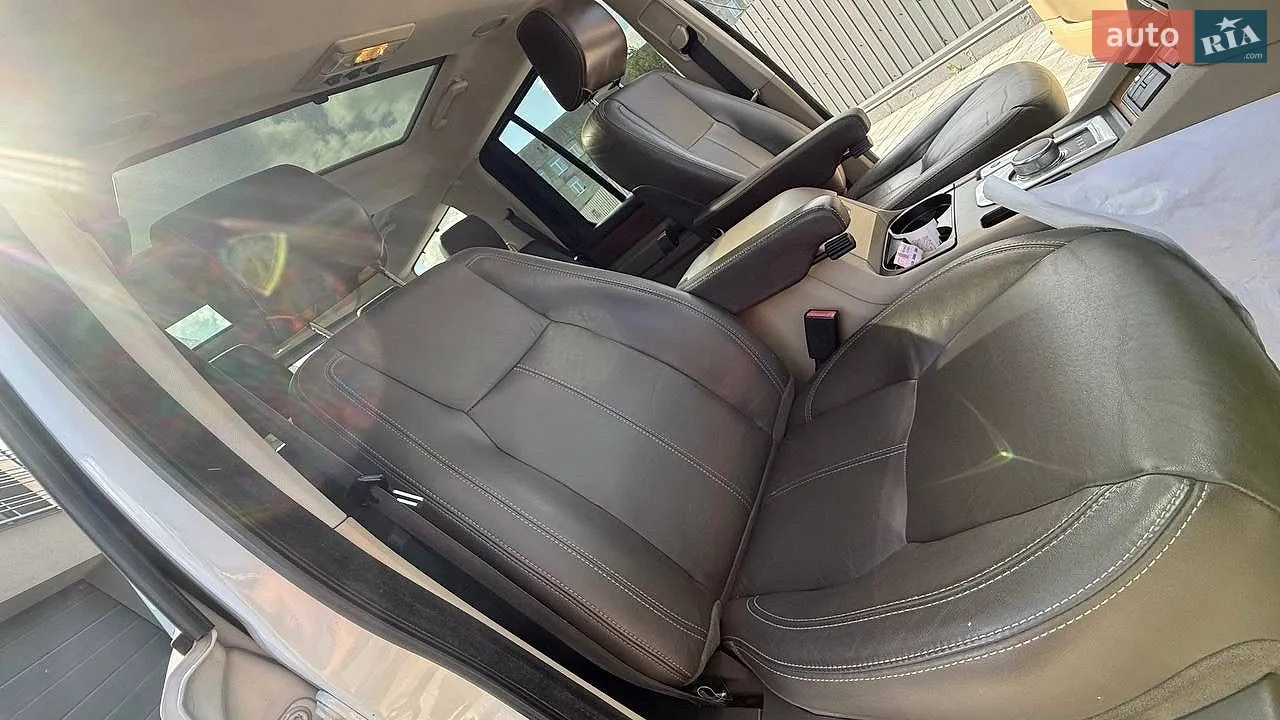 2016 Land Rover Discovery - мініатюра 110