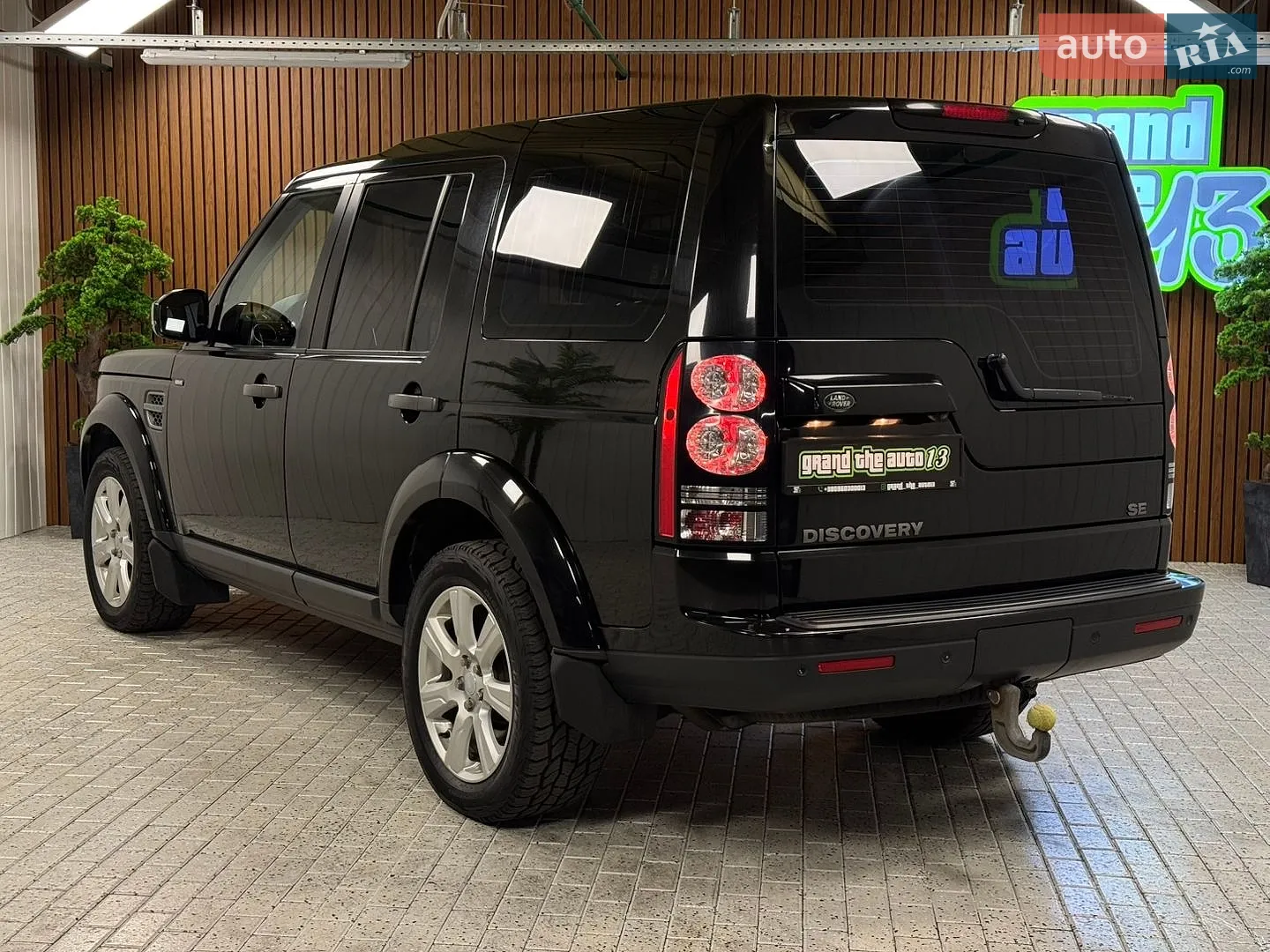 2016 Land Rover Discovery - мініатюра 44